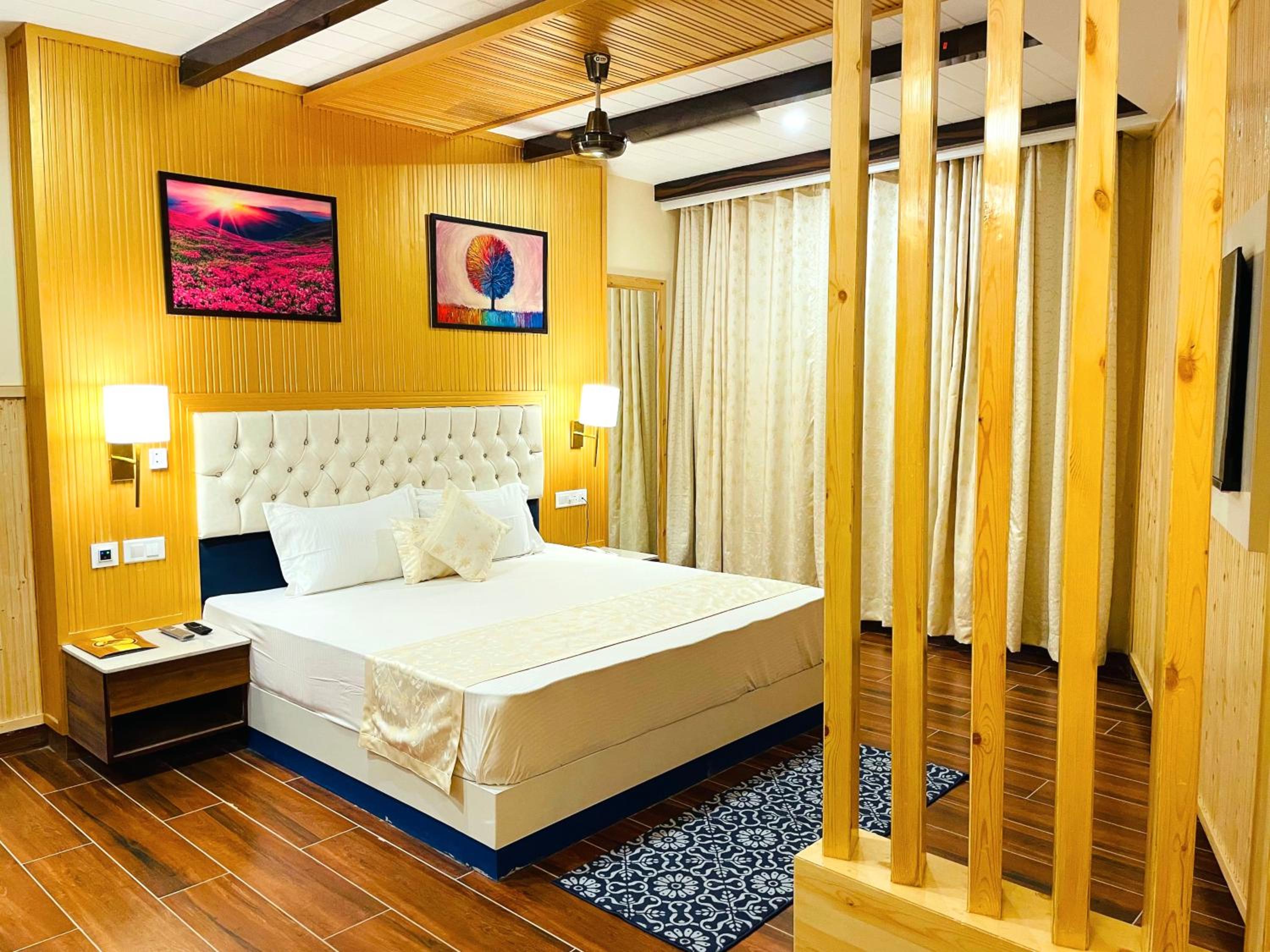Deluxe Room - Photo 3