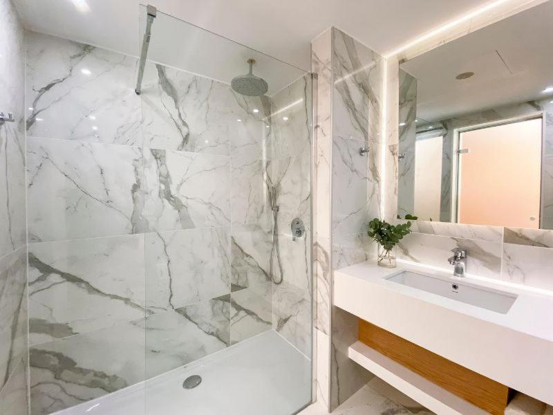 Executive Double or Twin Room - Photo 10