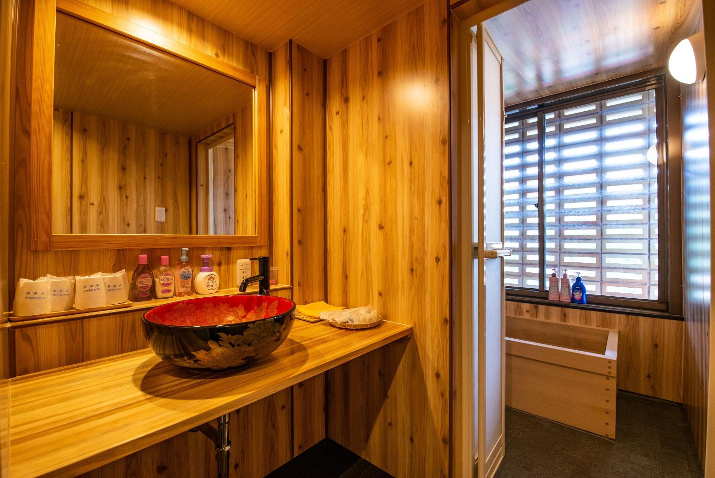 Suite with Mountain View photo 3