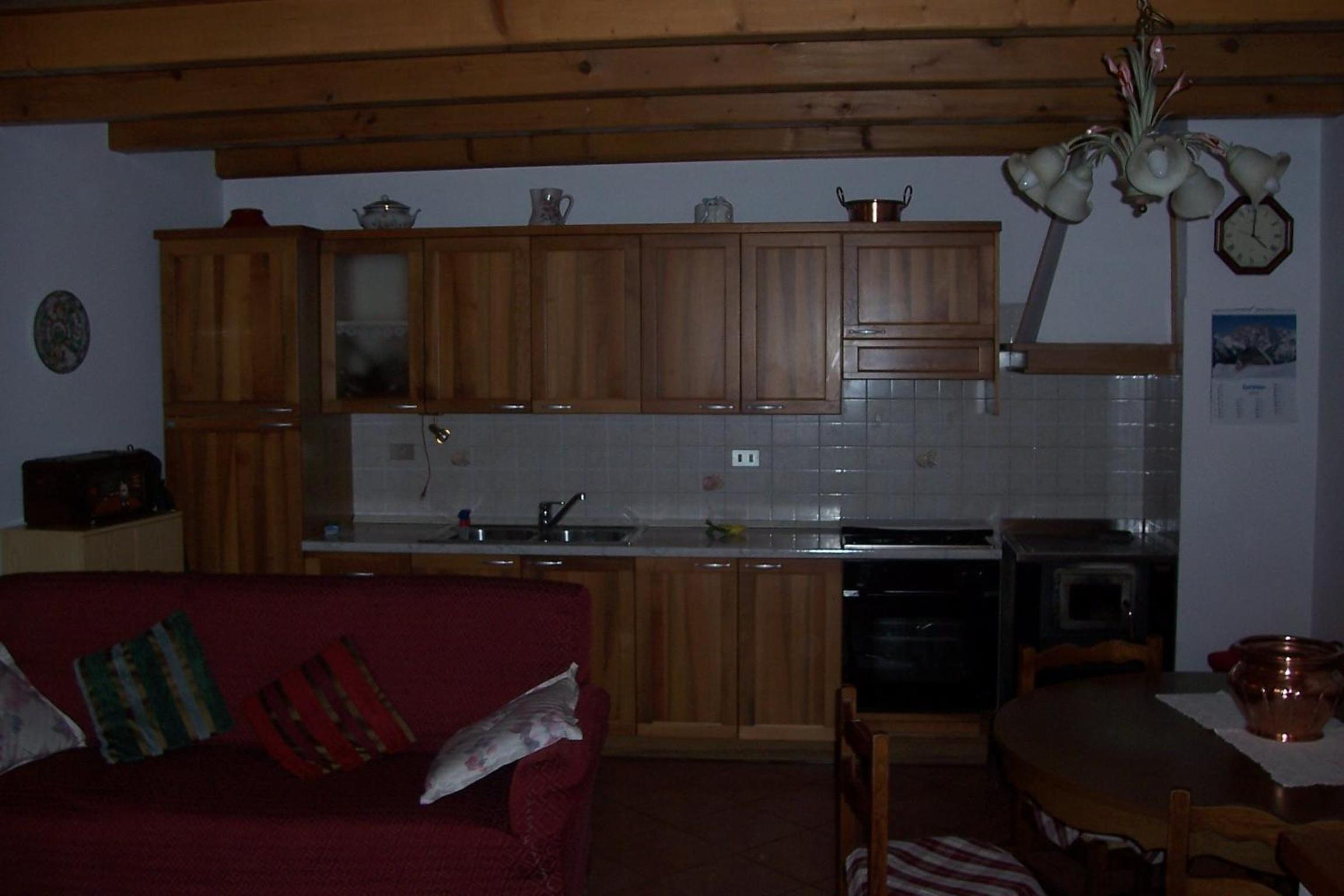 Two-Bedroom Apartment - Photo 21