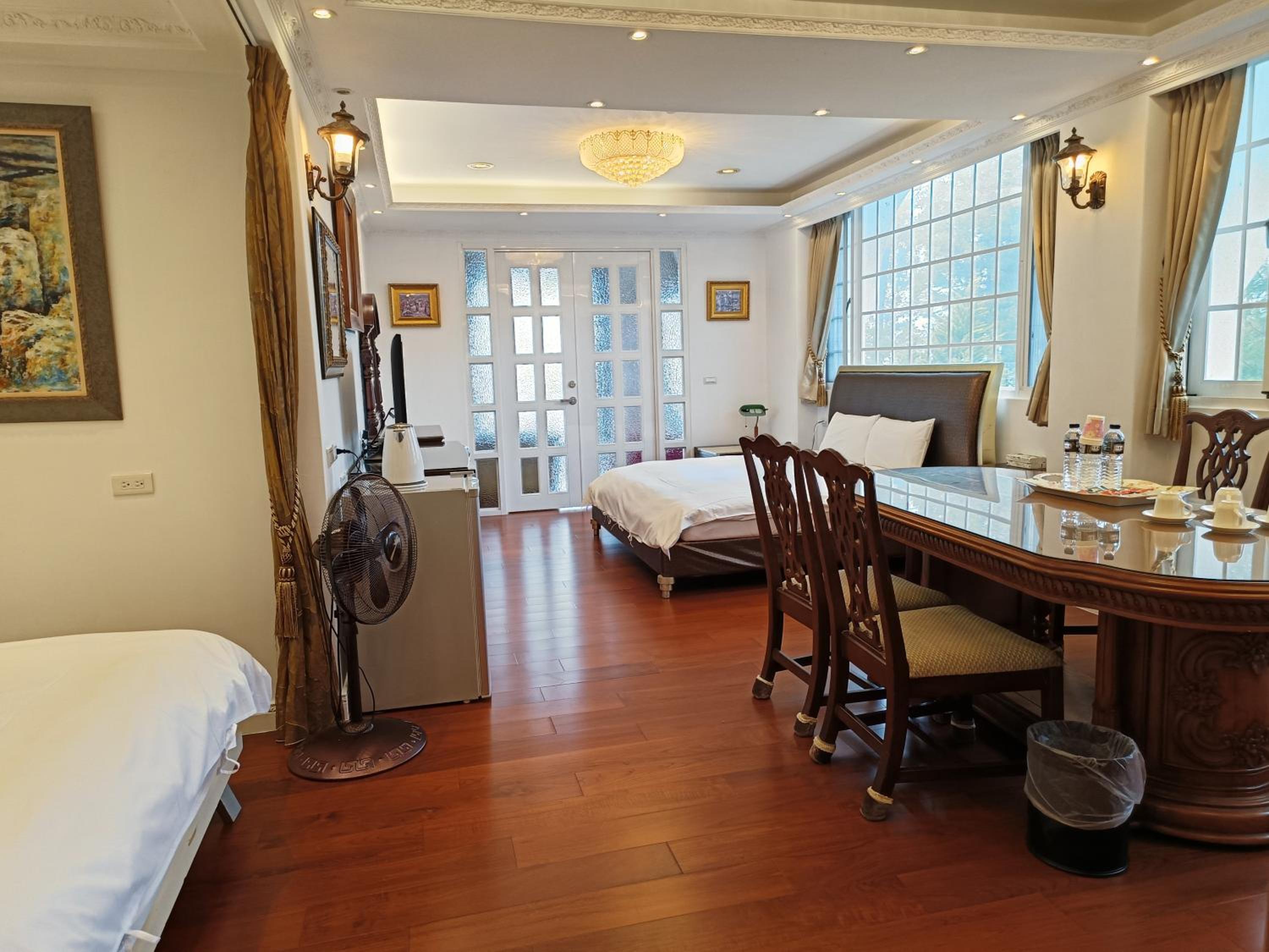 Deluxe Quadruple Room