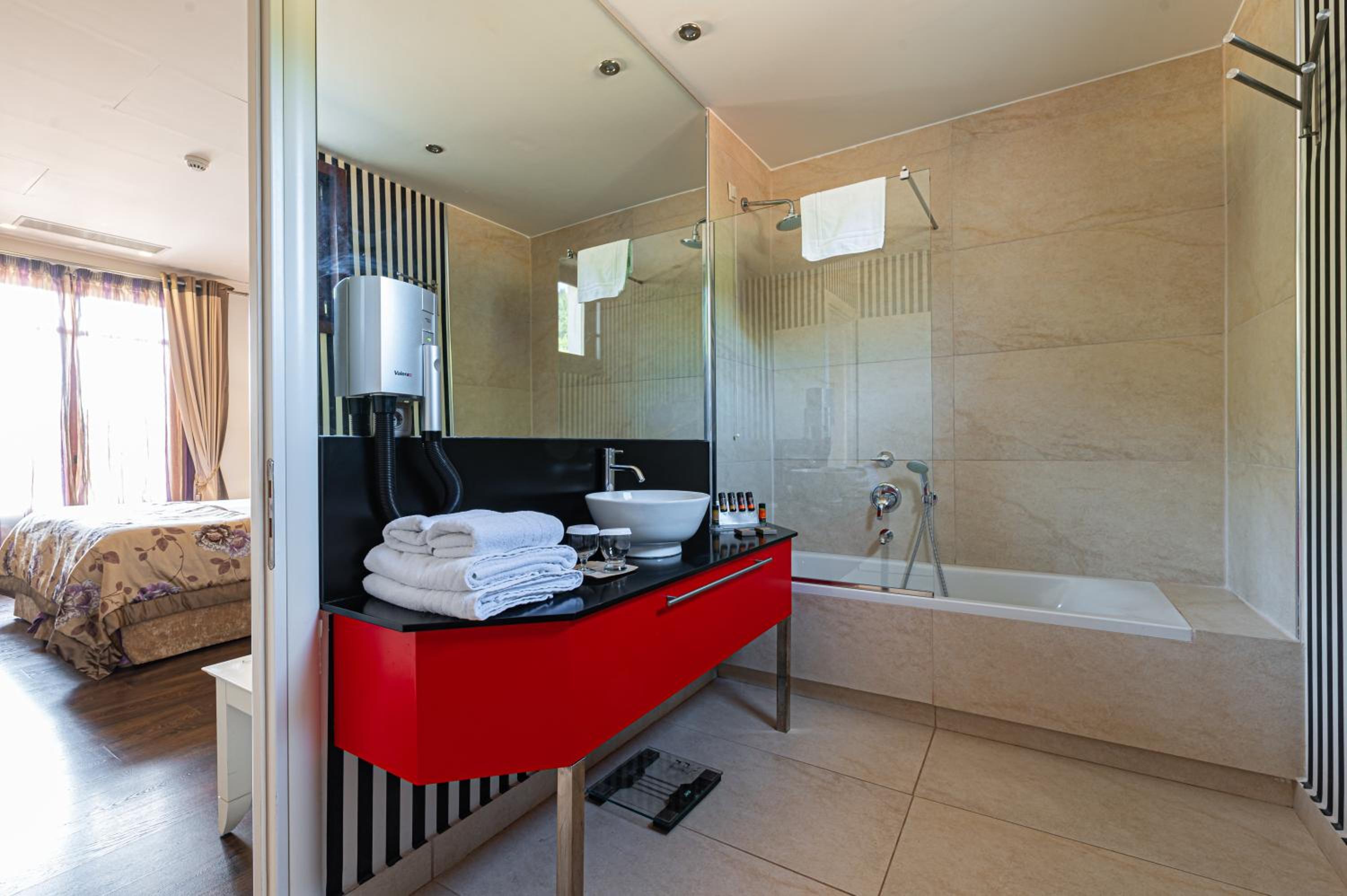 Deluxe Double Room - Photo 5