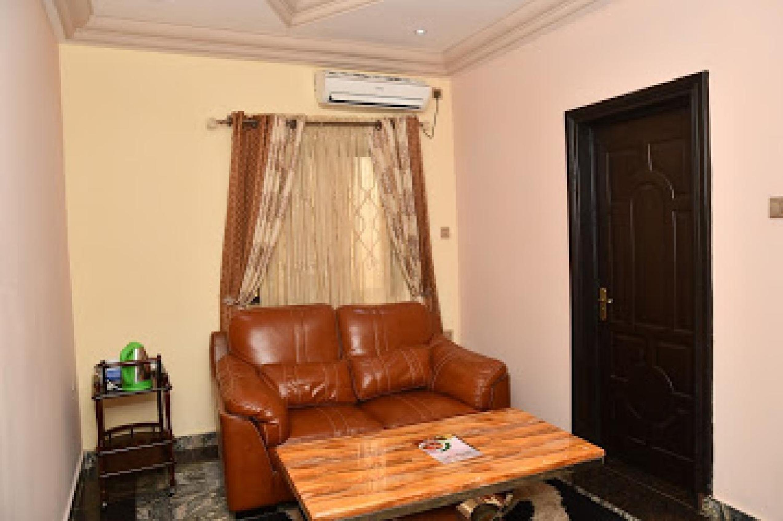Double or Twin Room - Photo 10