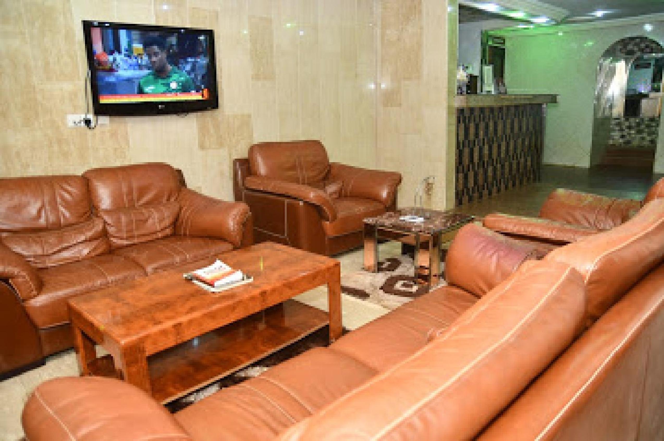 Double or Twin Room - Photo 7