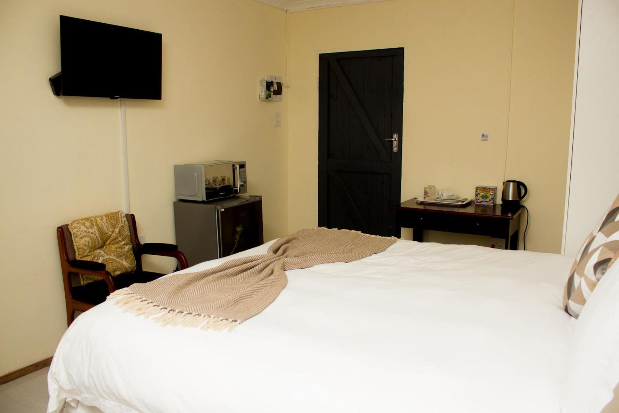 Double Room with Private Bathroom photo 1