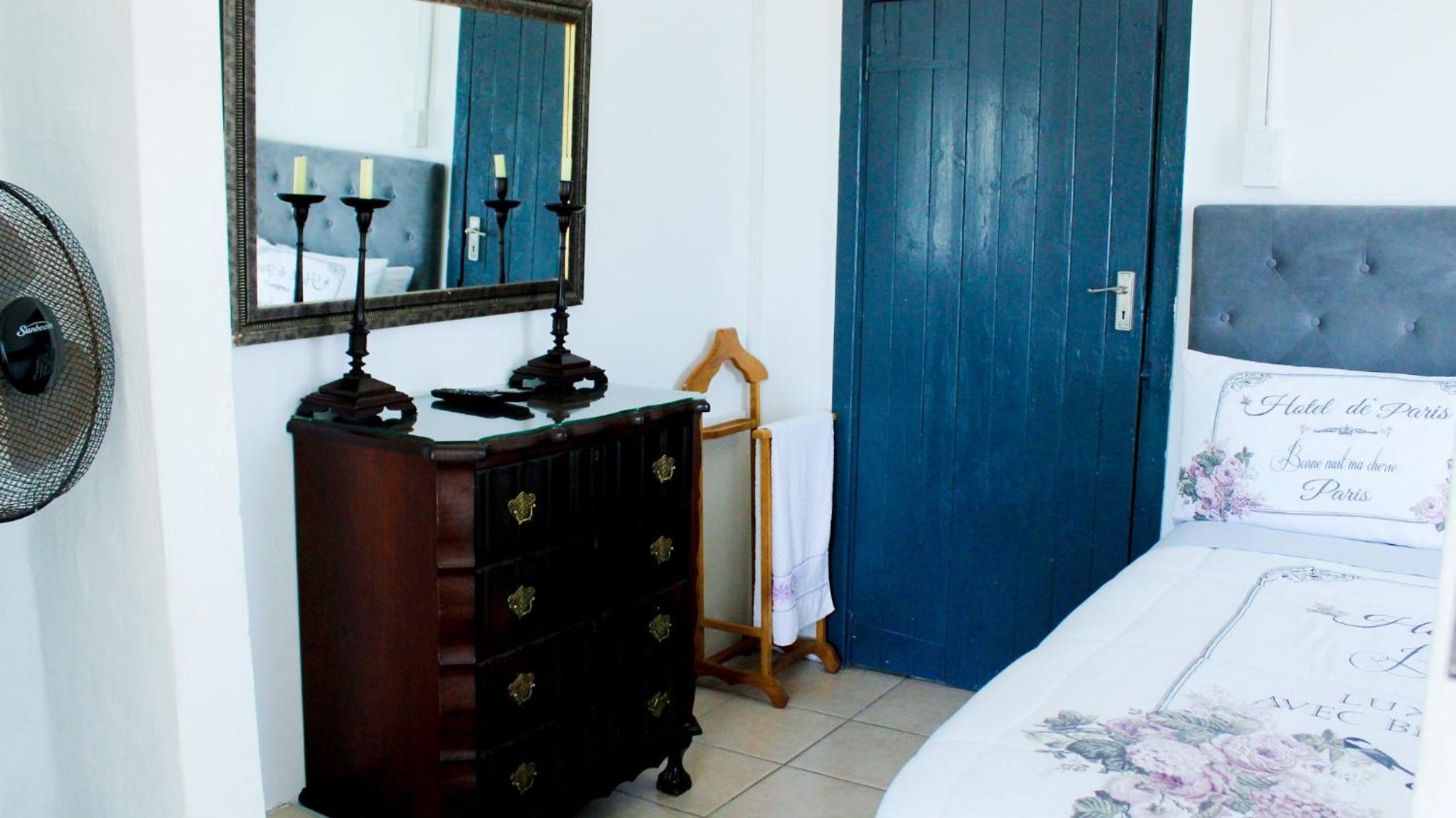 Double Room with Private Bathroom photo 1