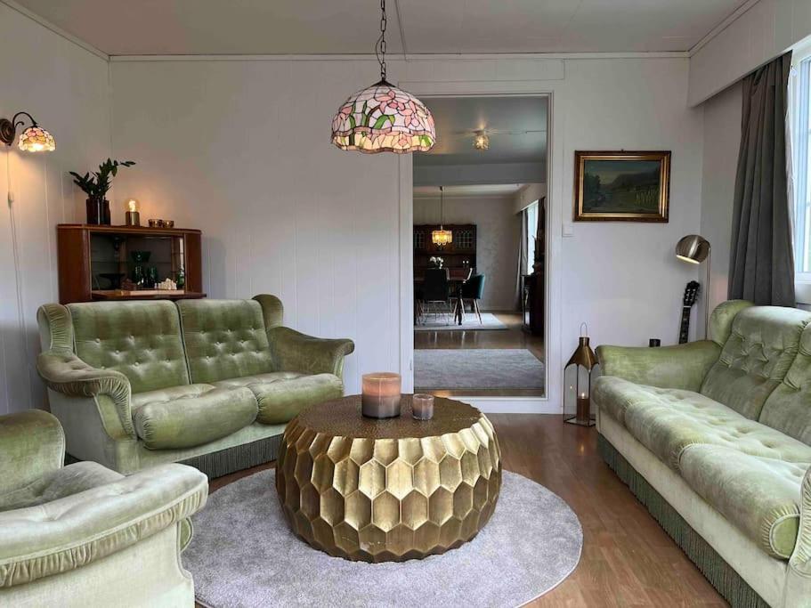 Four-Bedroom House photo 1