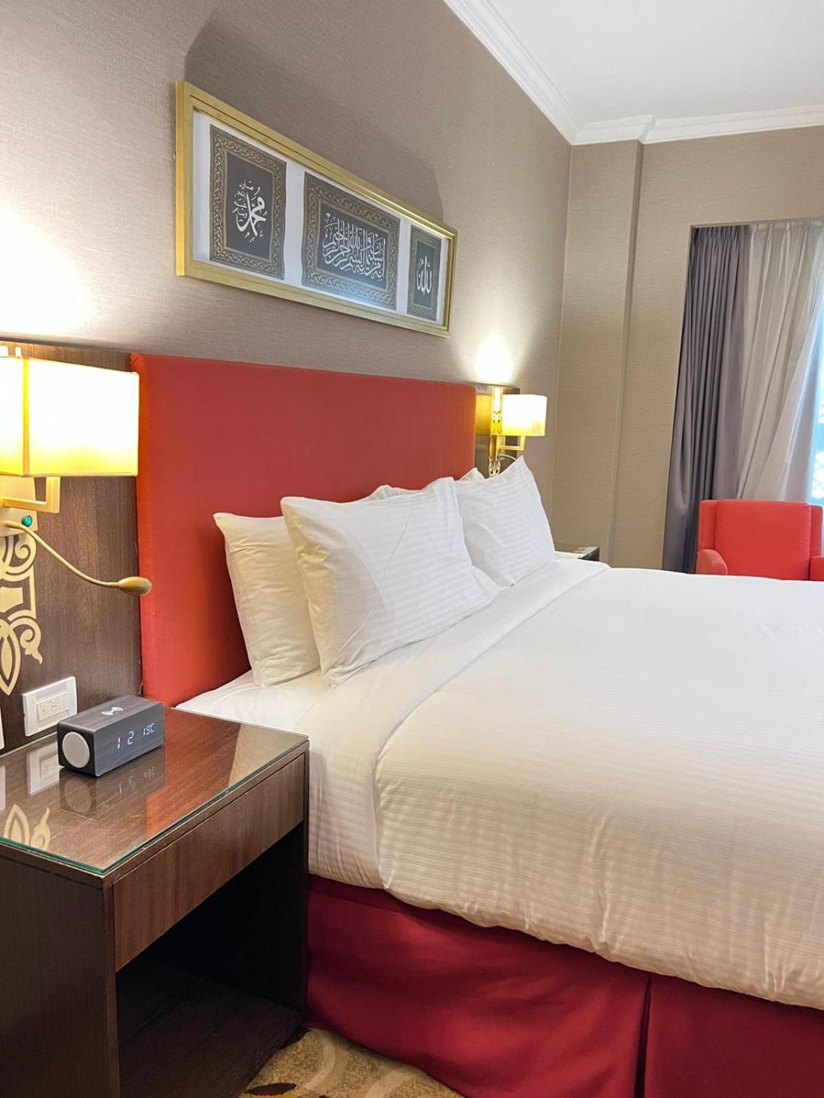 Superior King Room photo 1