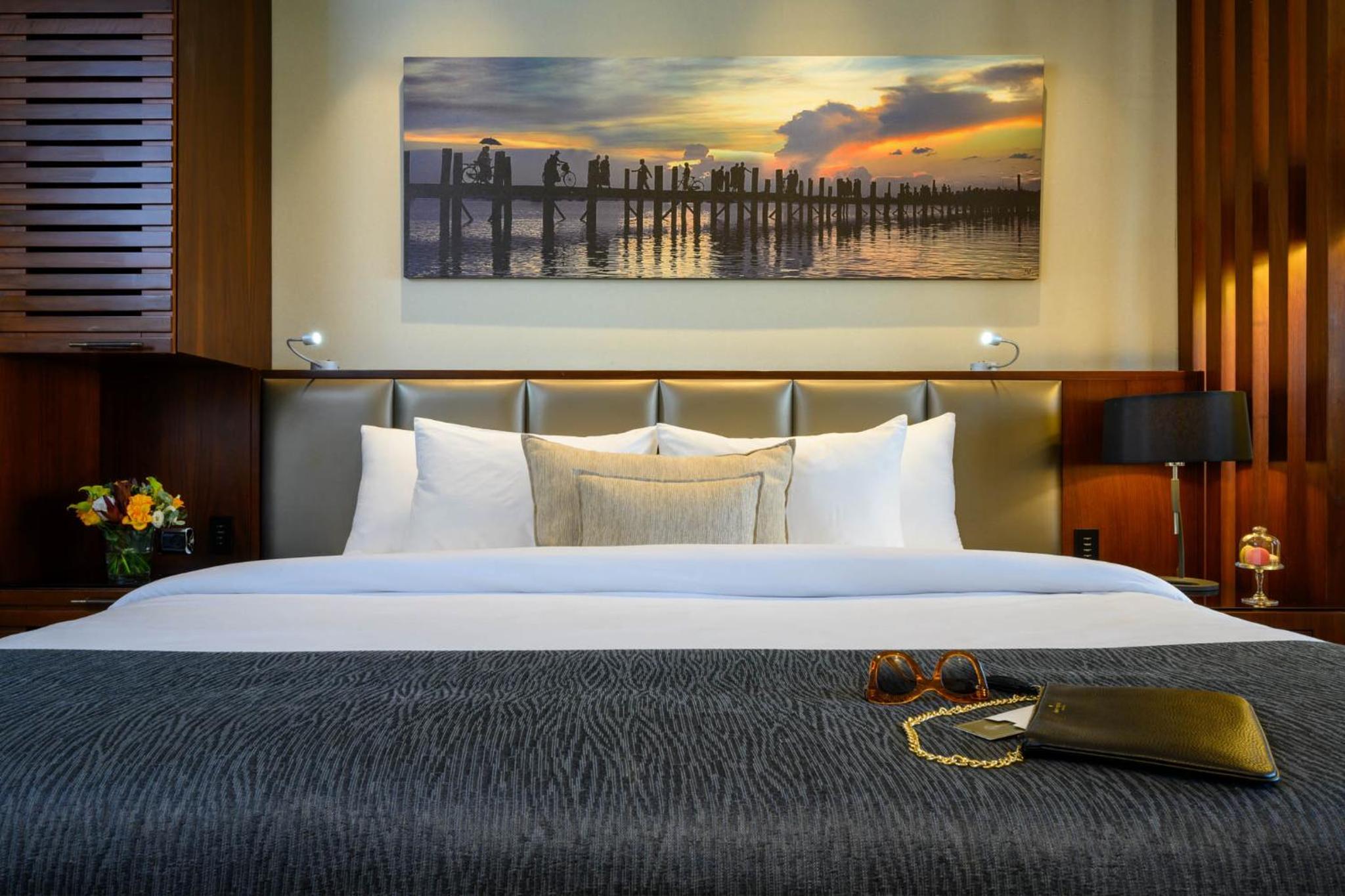 Royal Executive Room with Partial  Sea view - Photo 4