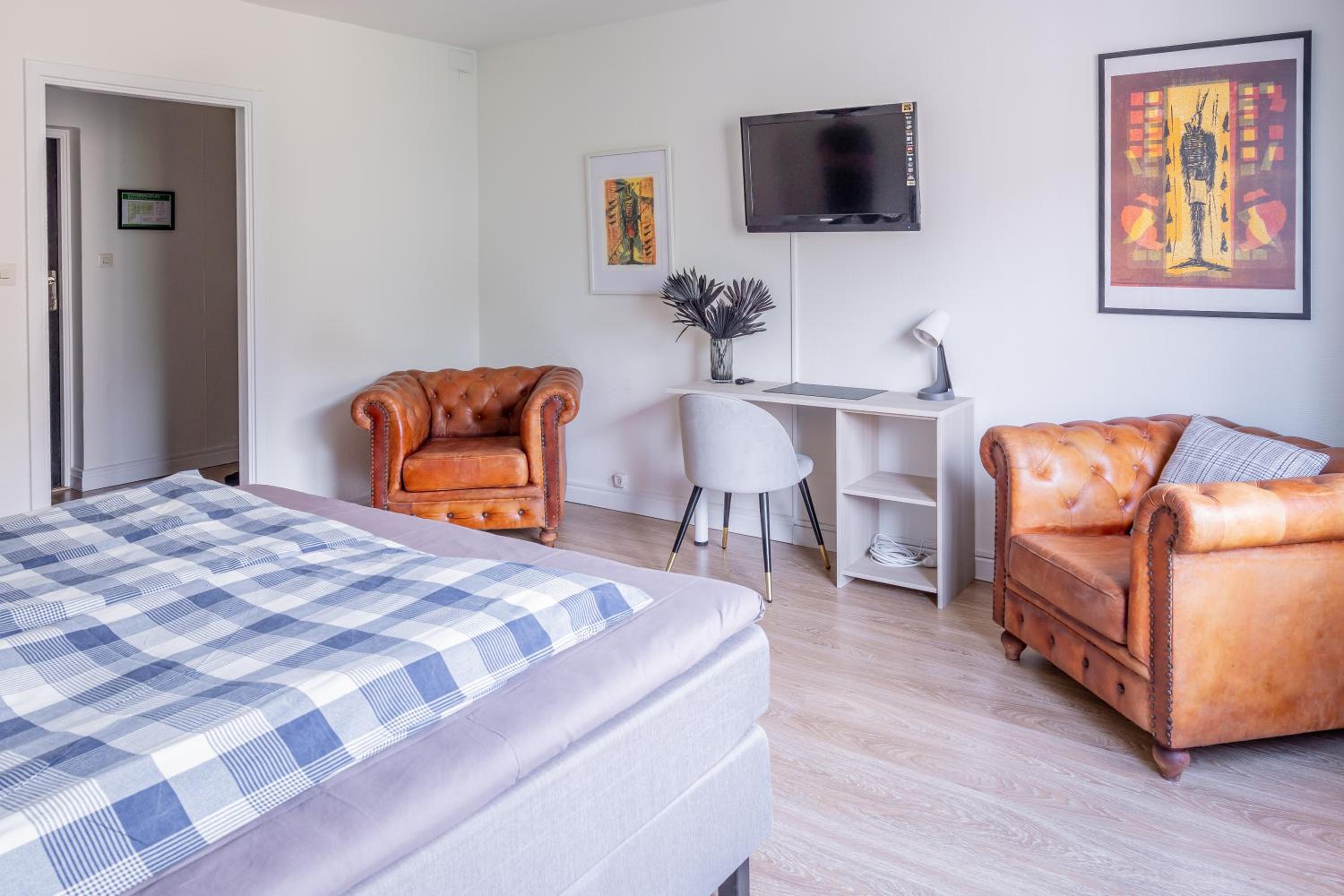 Double Room - Photo 3