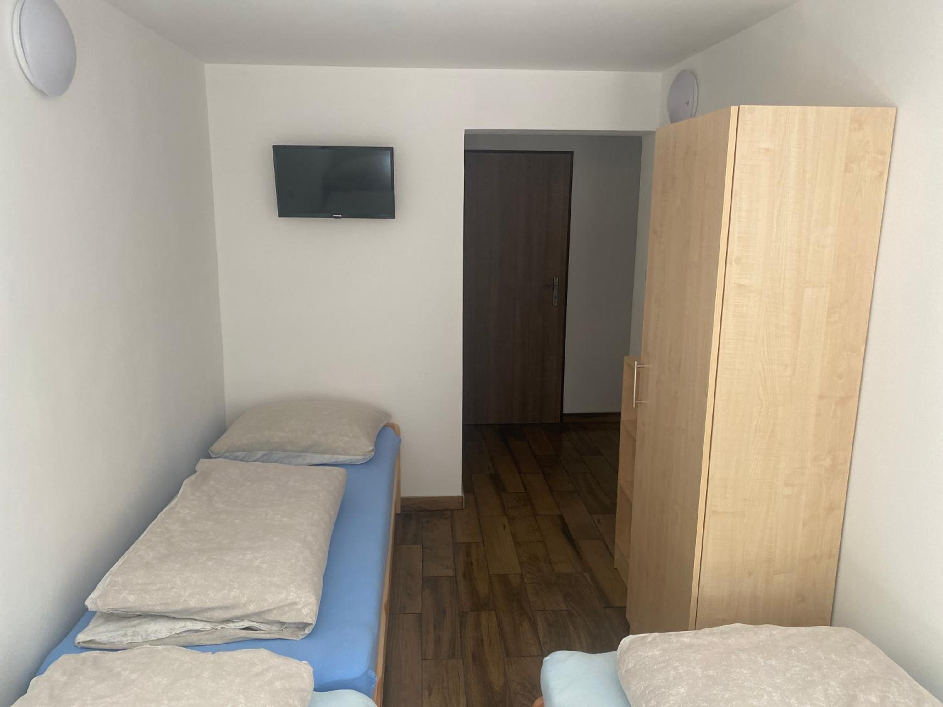 Standard Twin Room photo 2
