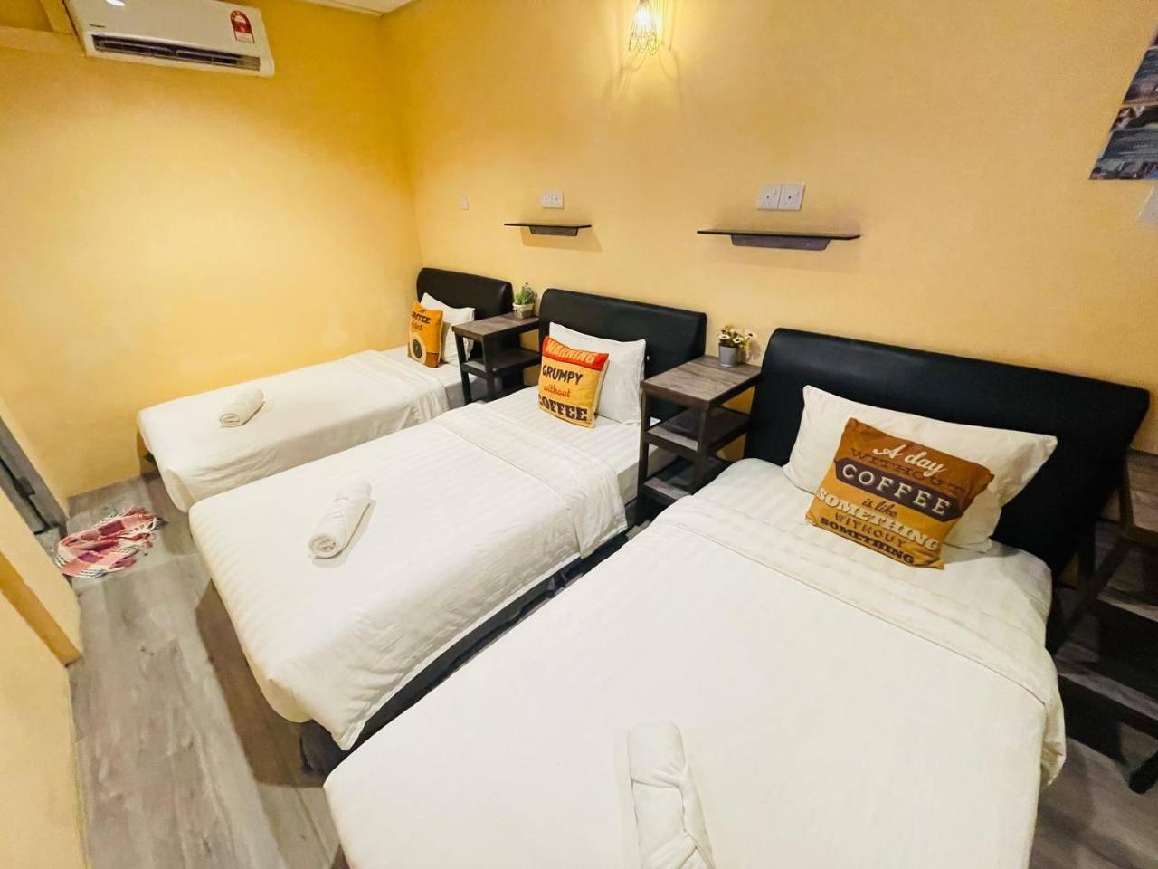 Budget Triple Room photo 3