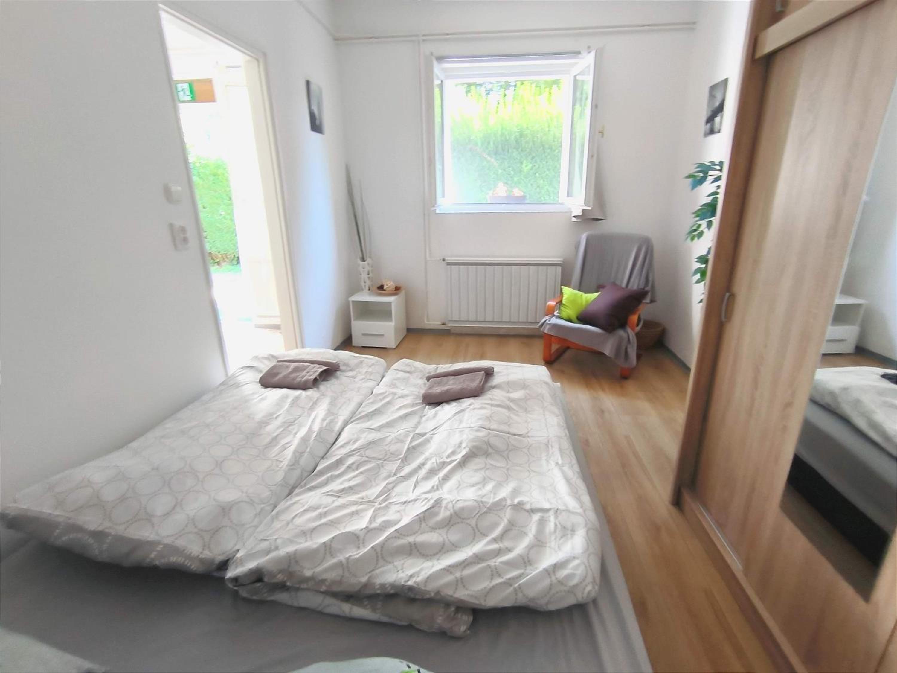 Deluxe Apartment - Photo 9