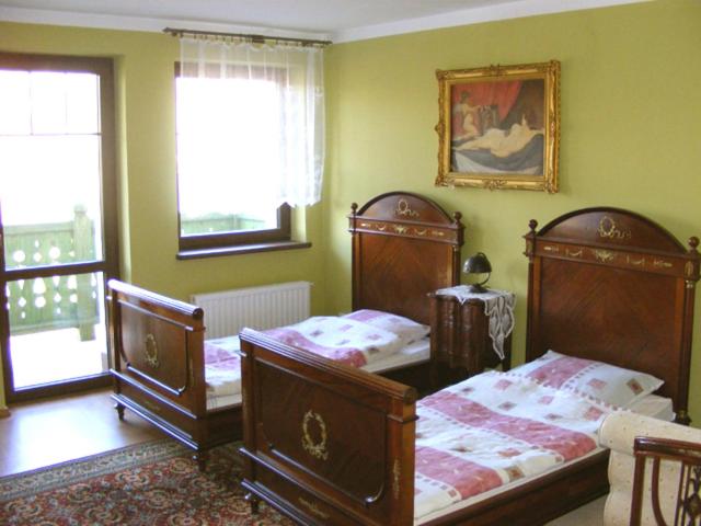 Twin Room - Photo 1