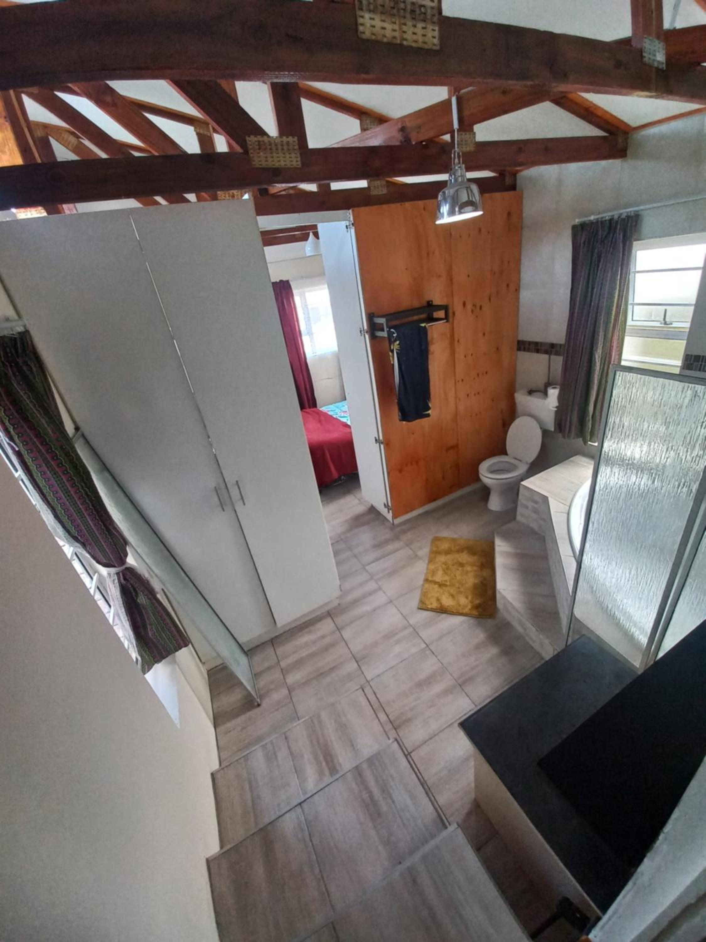 Double Room With Private Bathroom photo 2
