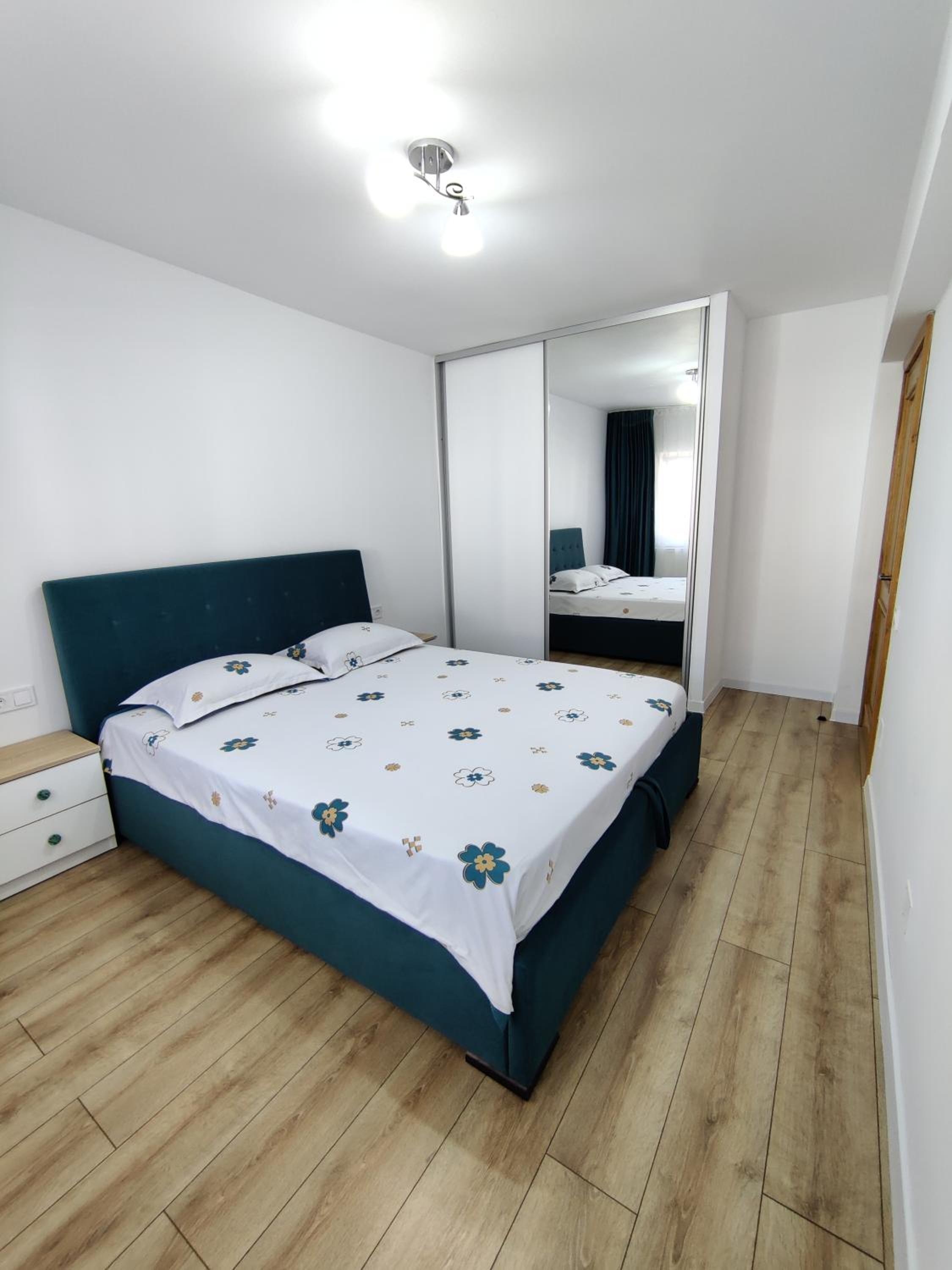 Two-Bedroom Apartment - Photo 24