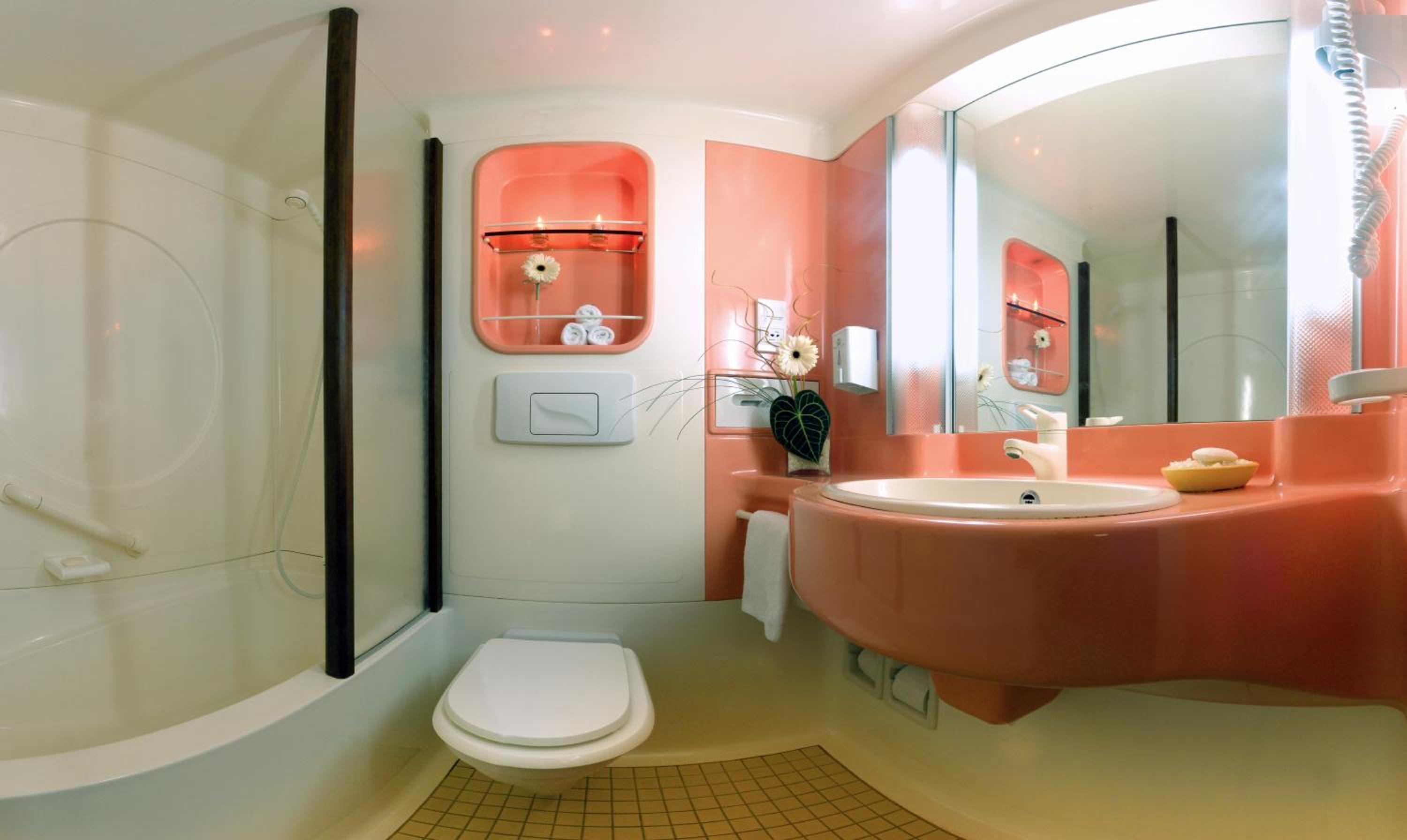 Deluxe Double or Twin Room photo 2