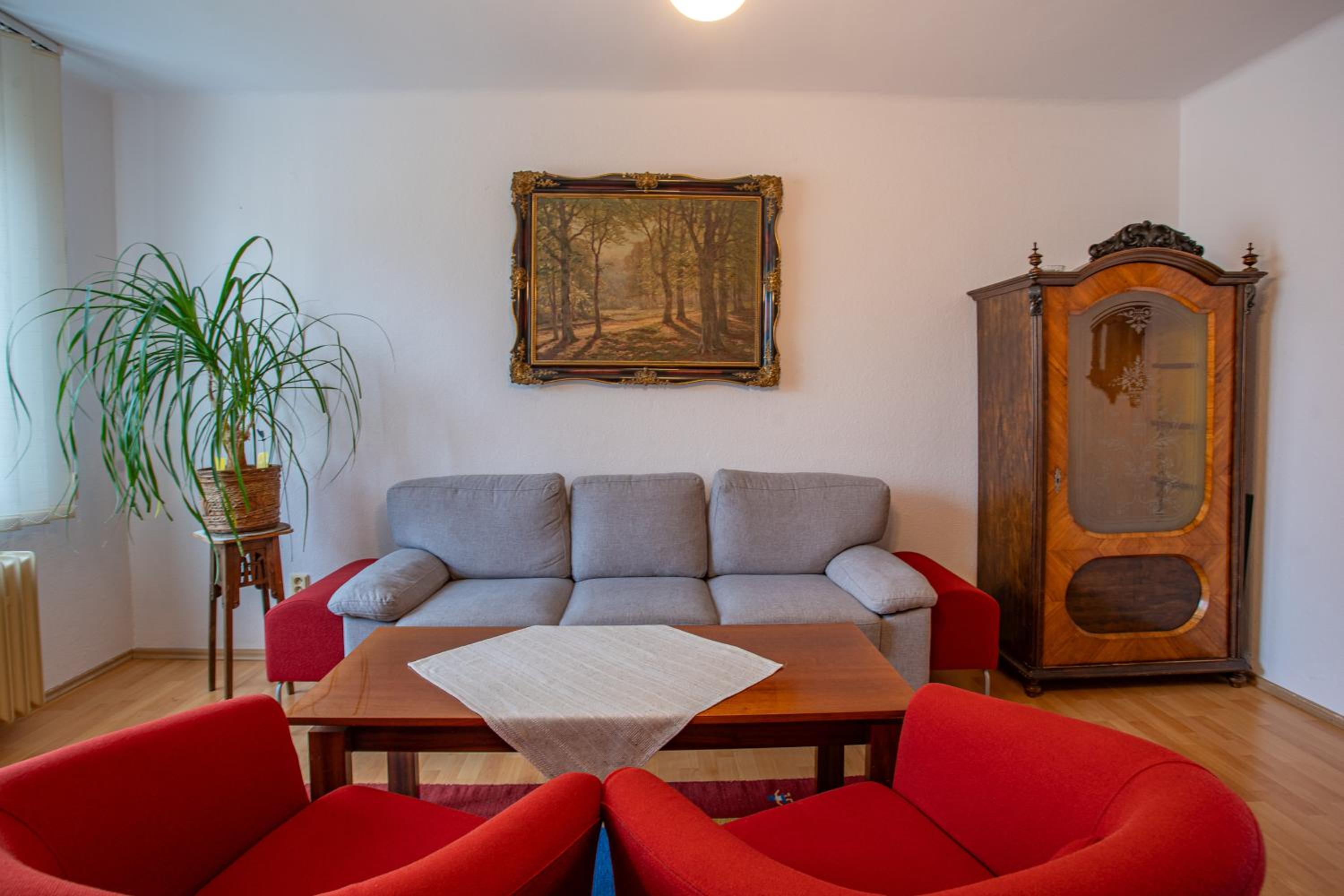 Four-Bedroom Apartment photo 2