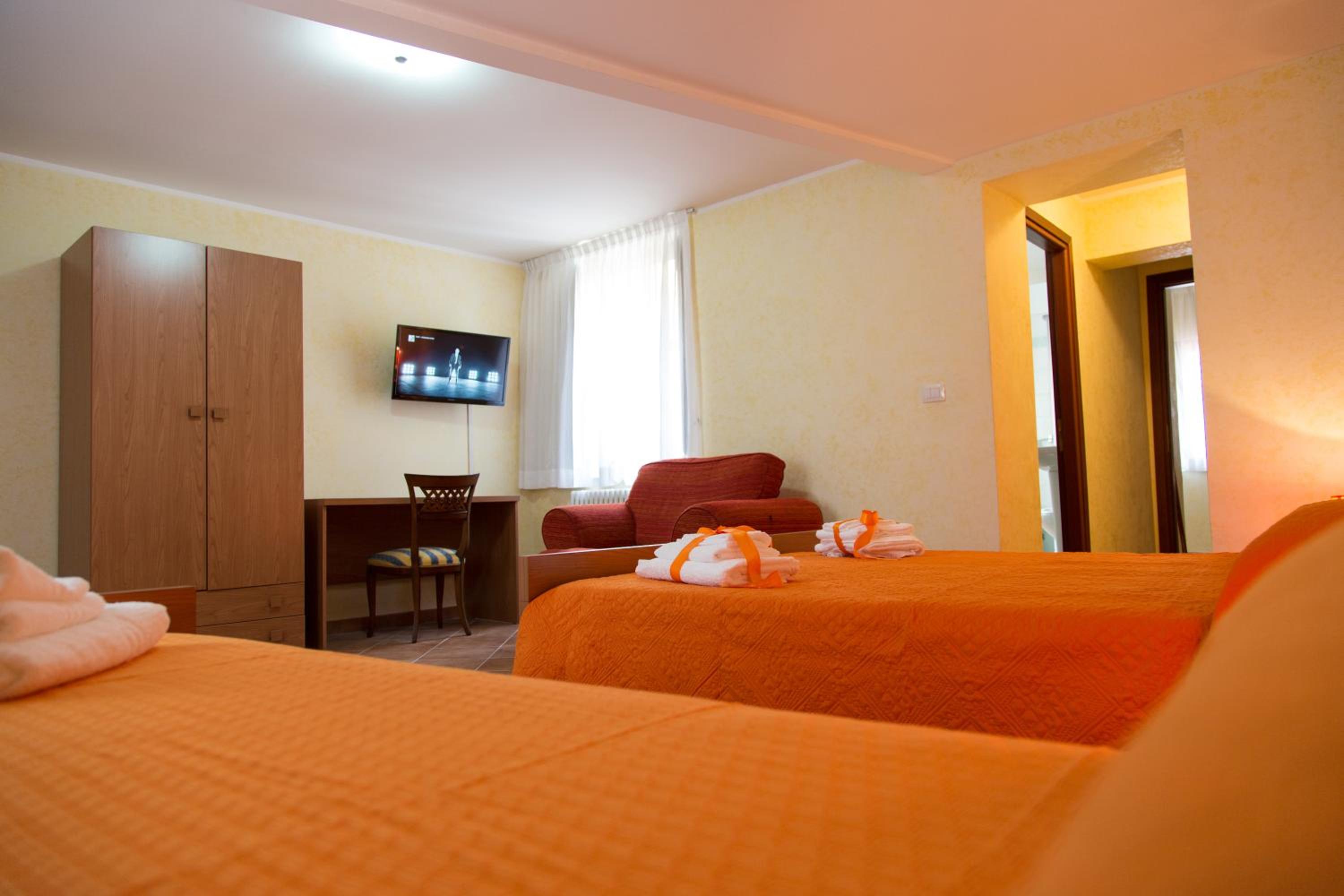 Comfort Triple Room photo 1