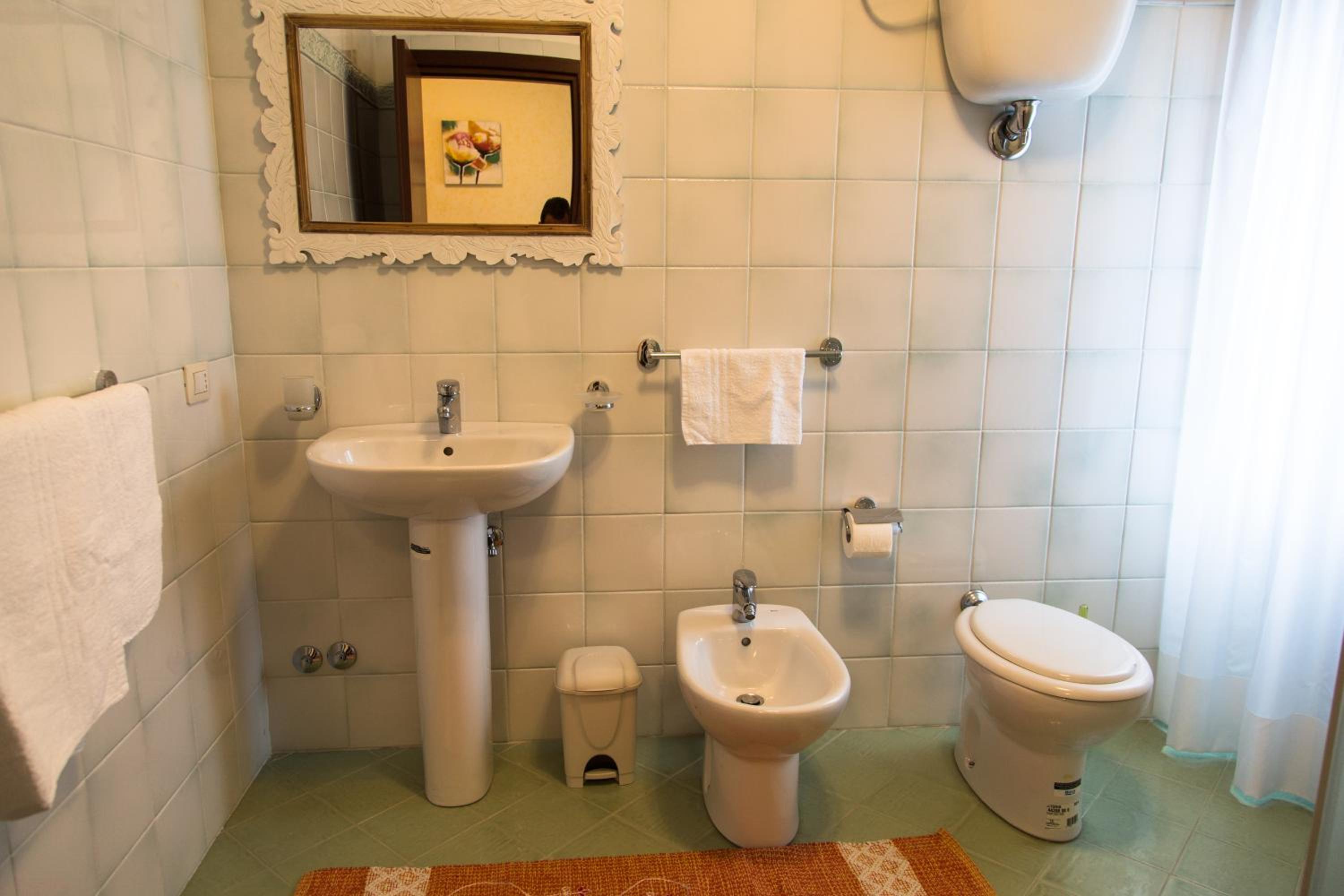 Triple Room With Private Bathroom photo 3