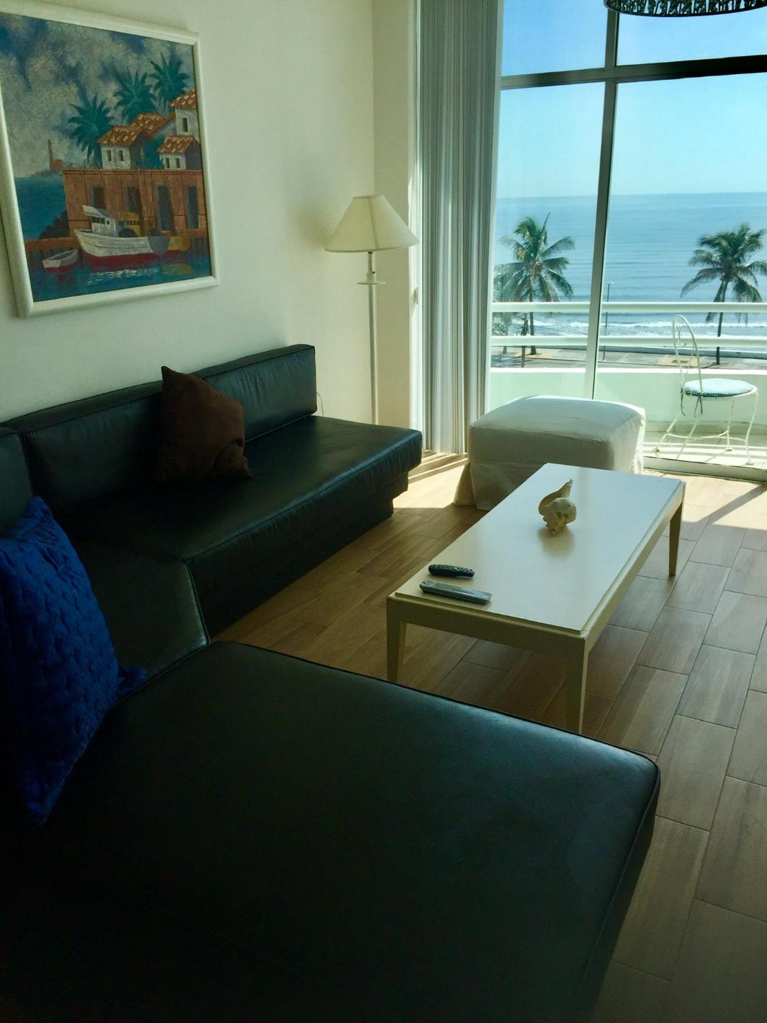 Apartment With Sea View