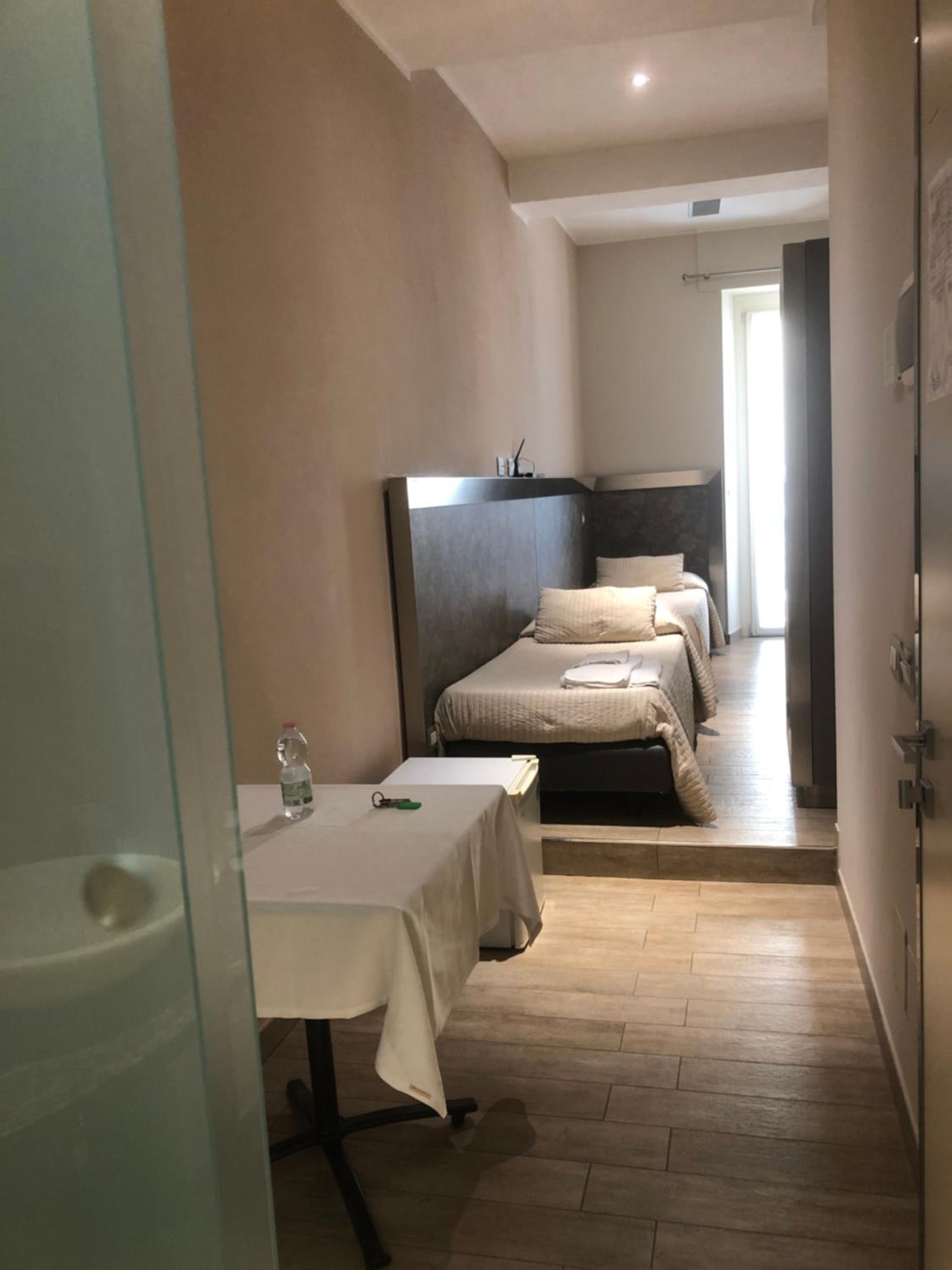 Single Room photo 3