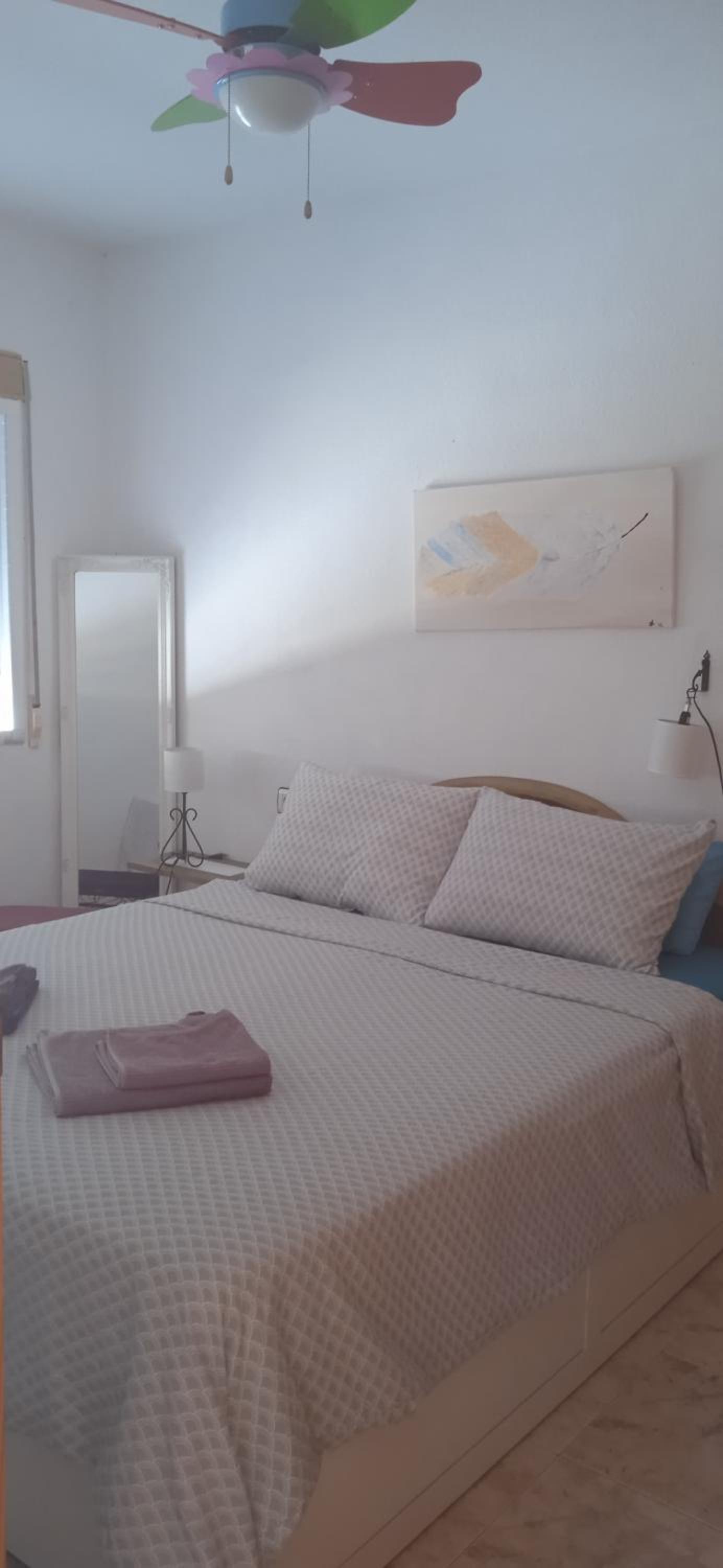 One-Bedroom Apartment - Photo 1