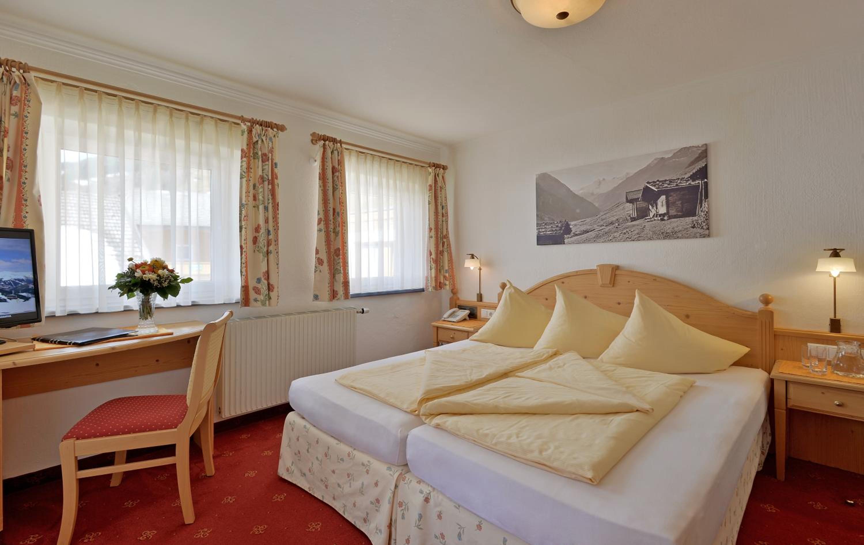 Double Room - Photo 1