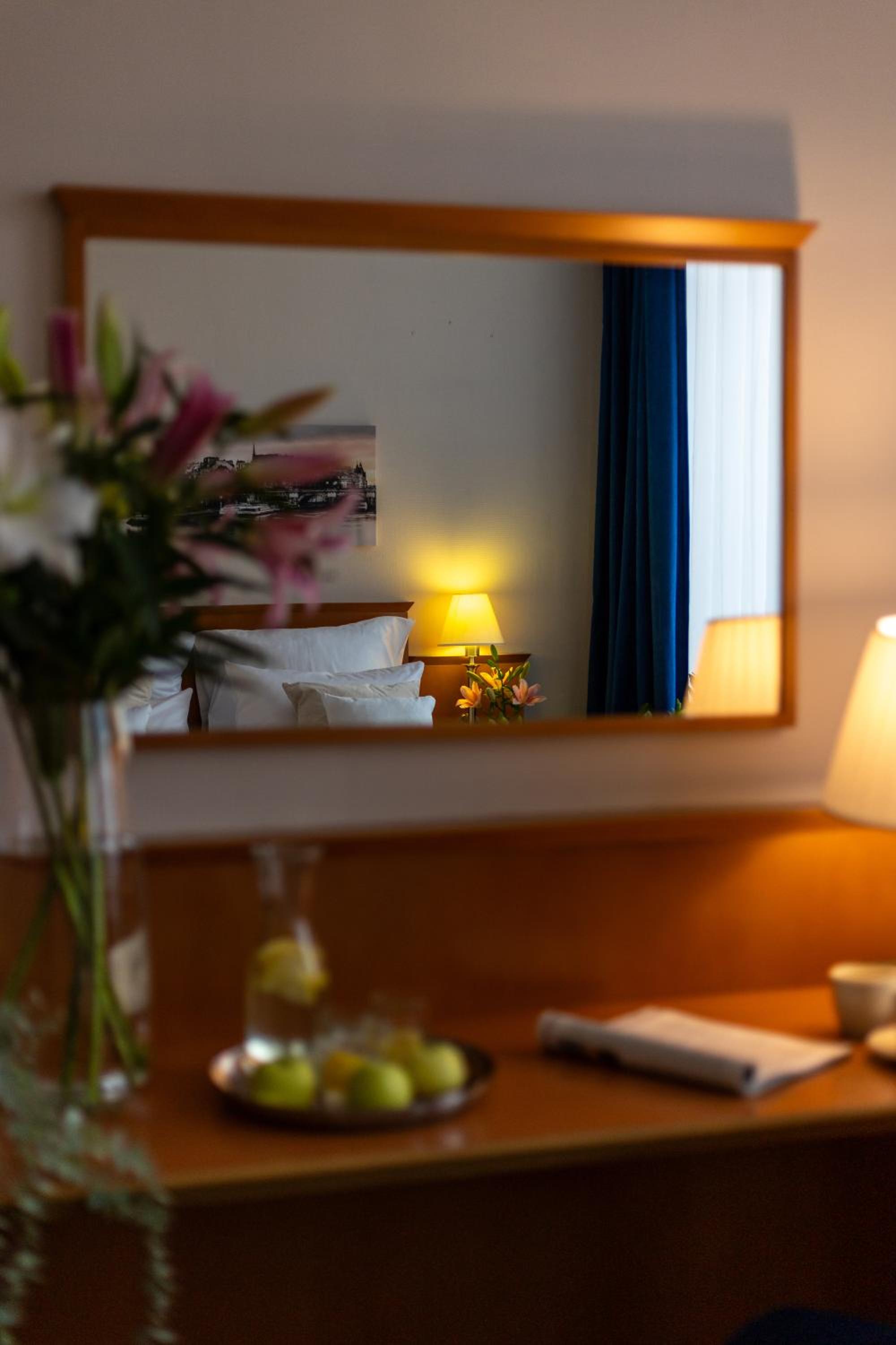 Standard Double Room - Photo 3