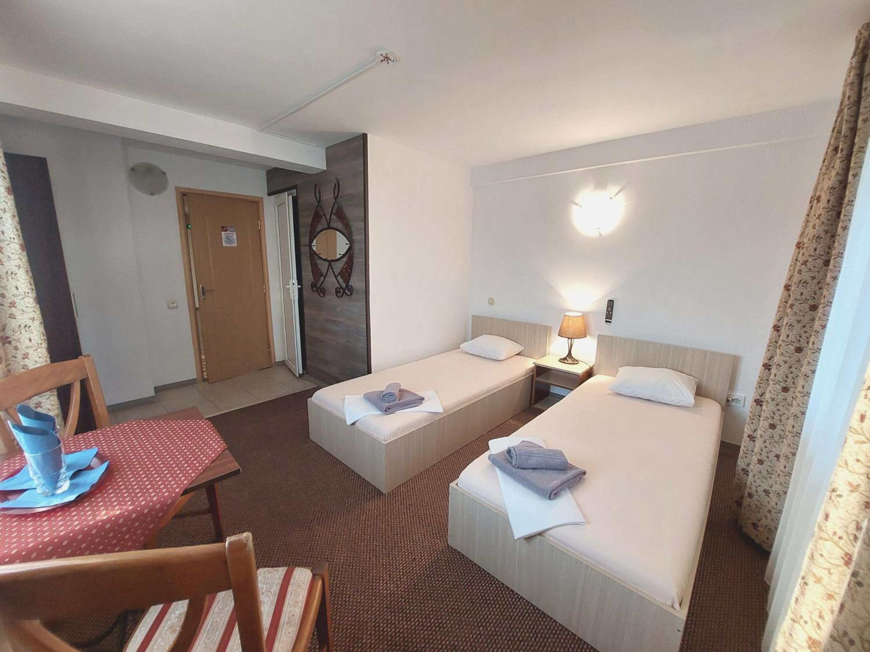 Twin Room photo 1