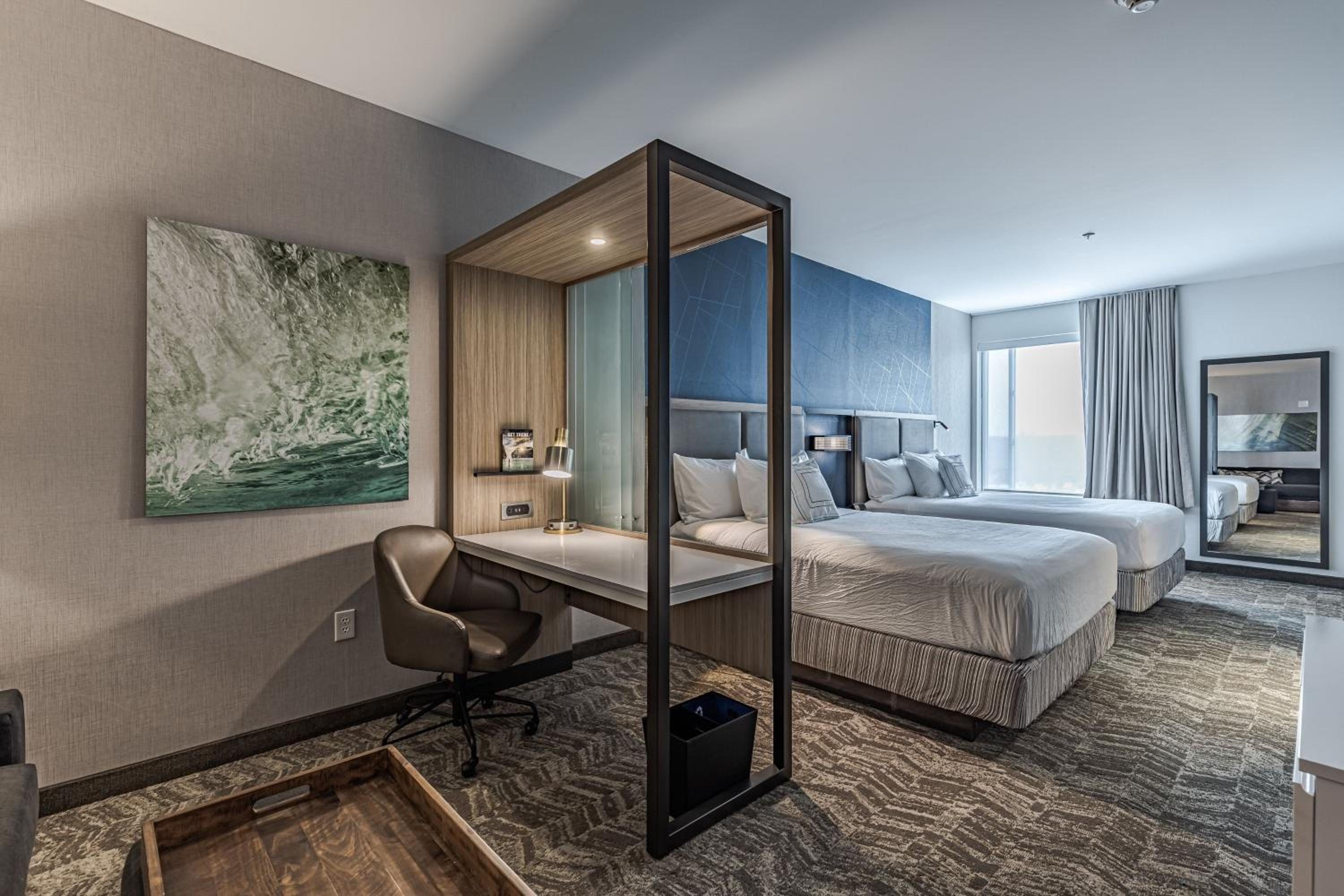 Queen Suite with Two Queen Beds and Trundle Bed - Photo 1