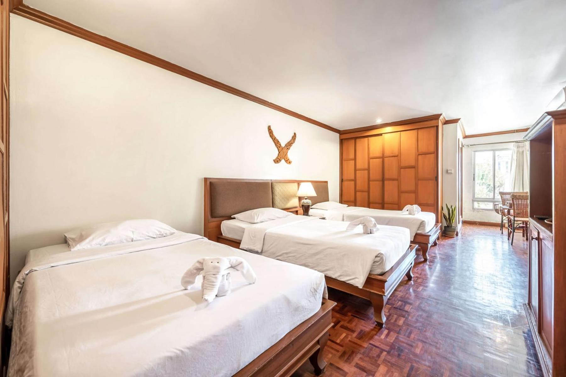 Superior Triple Room photo 2