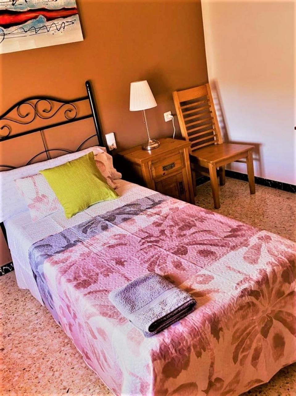 Single Room with Balcony photo 2