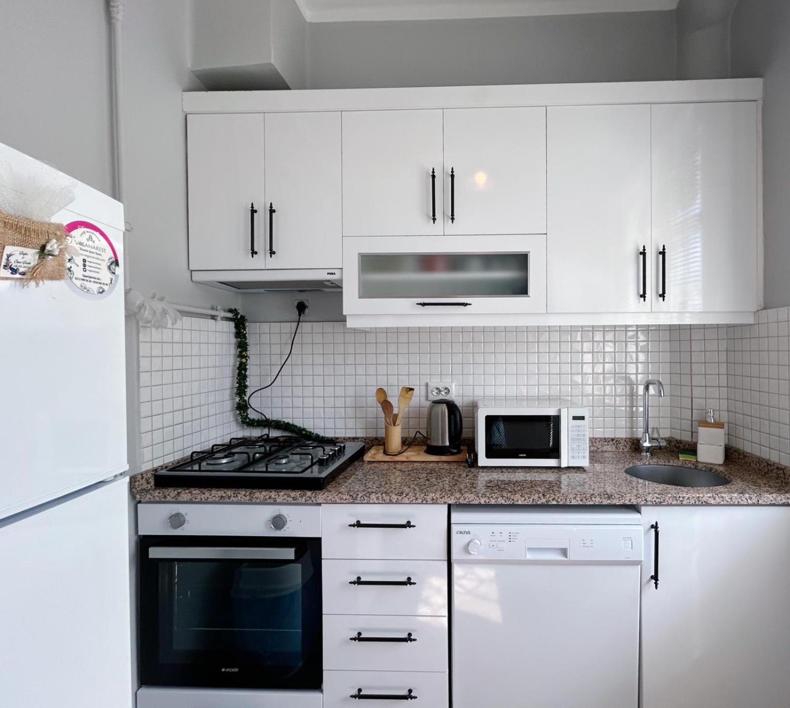Apartment with Terrace photo 3