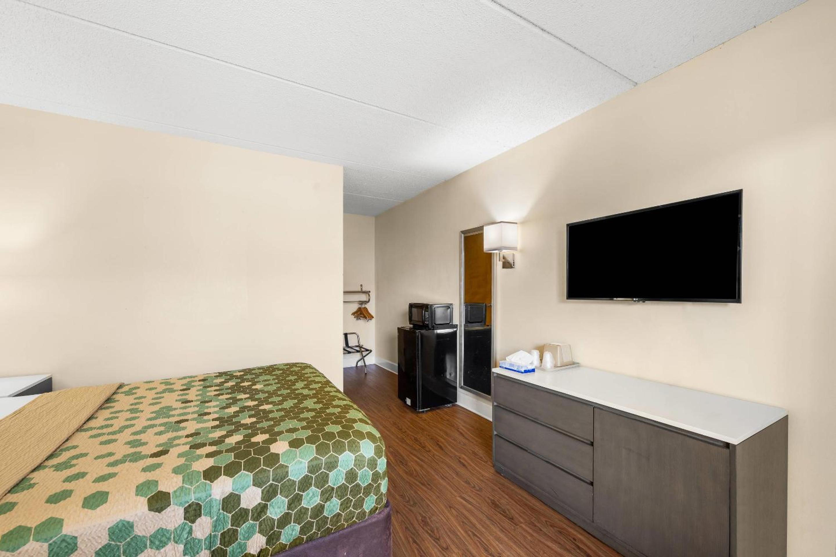 Econo Lodge Inn & Suites Lugoff