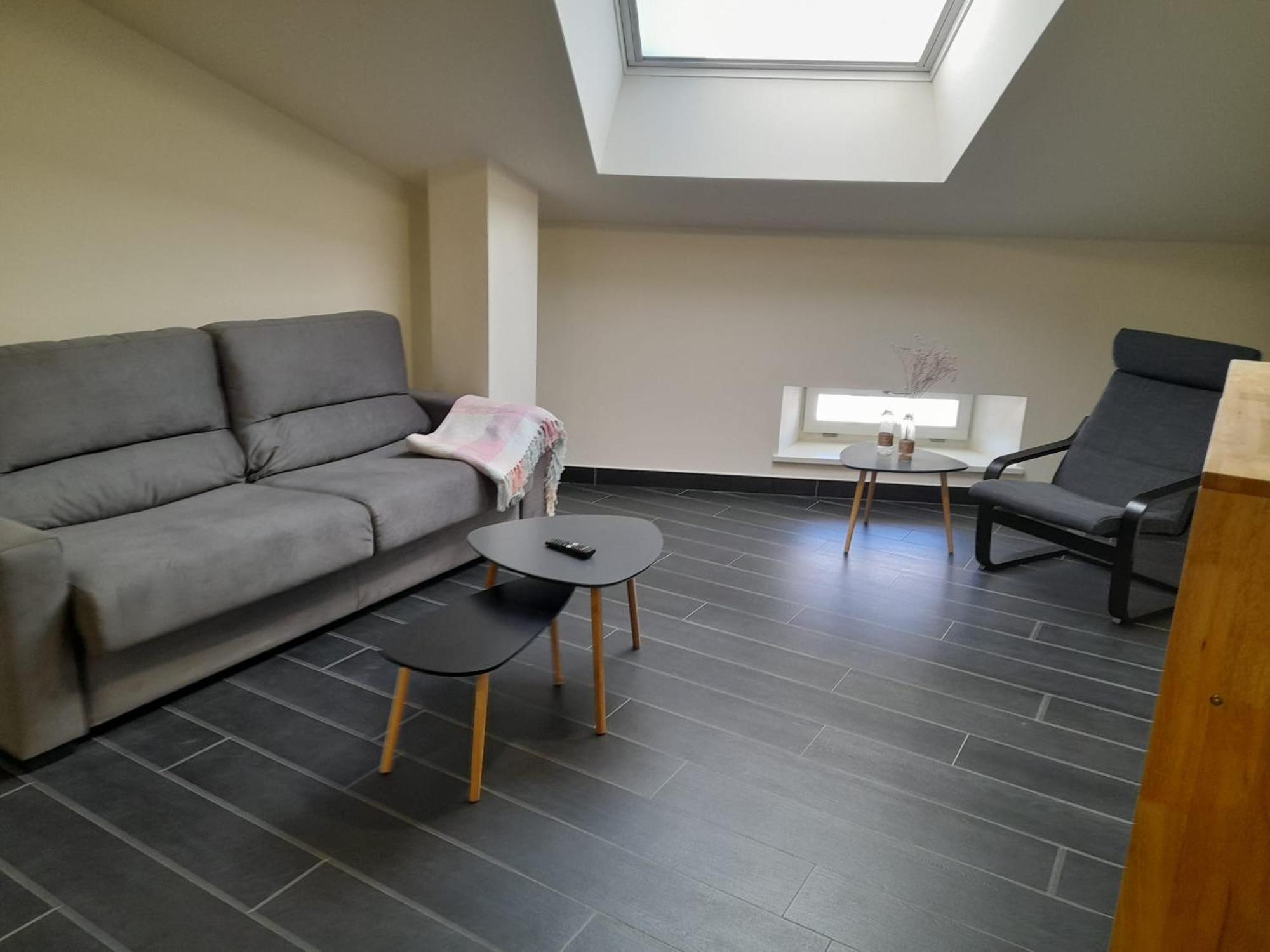 Two-Bedroom Superior Apartment - Photo 3