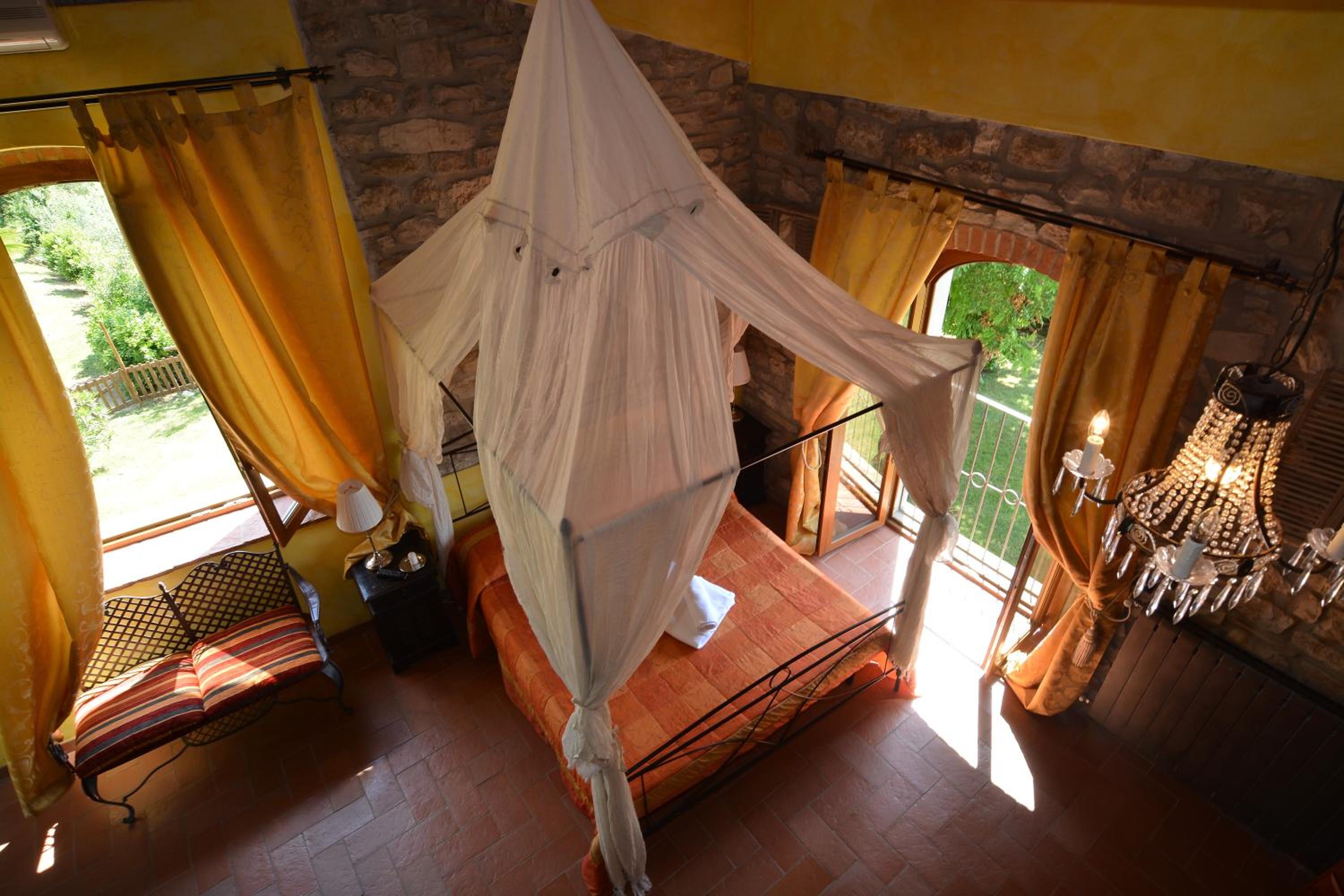 Loft With Garden View photo 1
