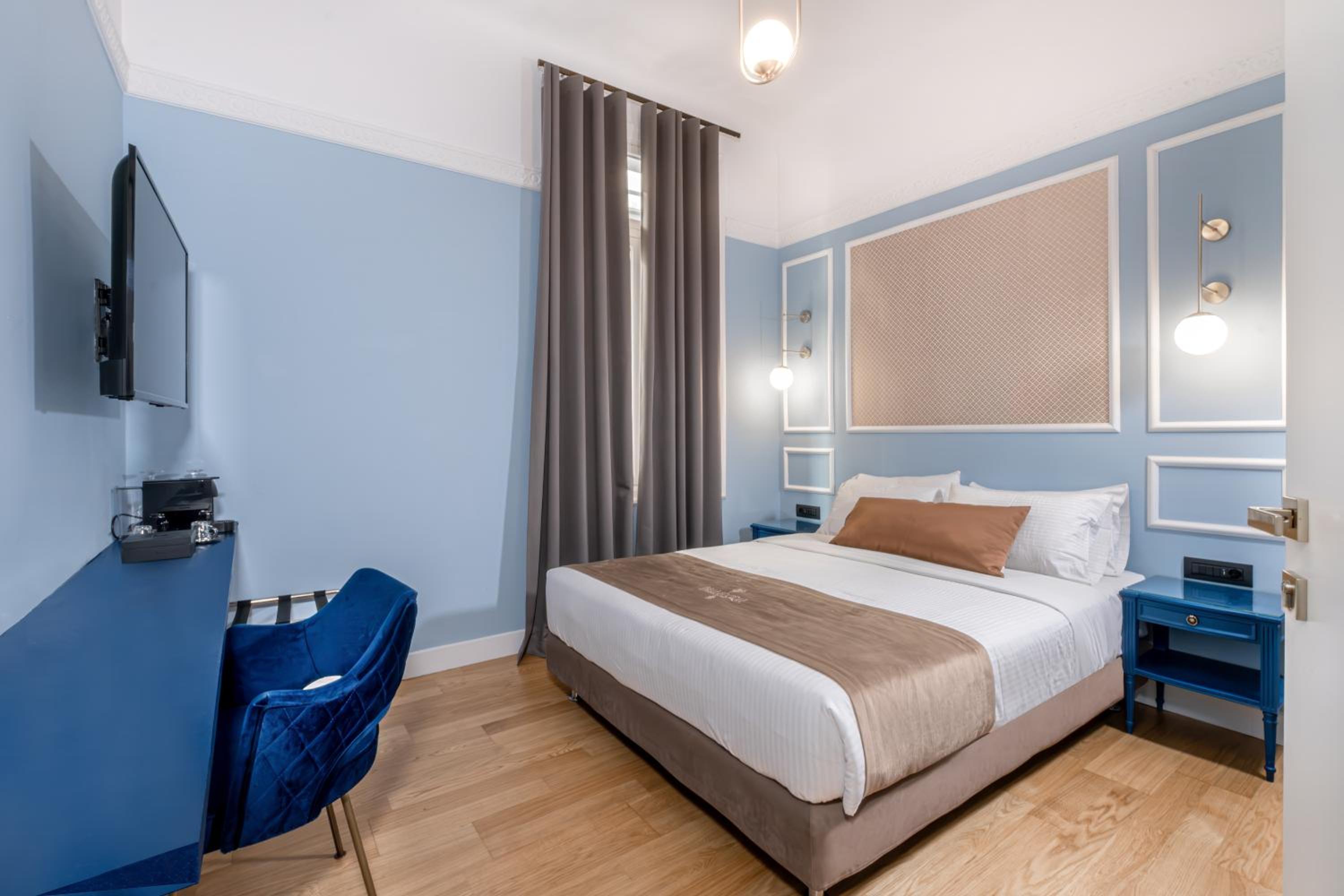 Deluxe Suite photo 1