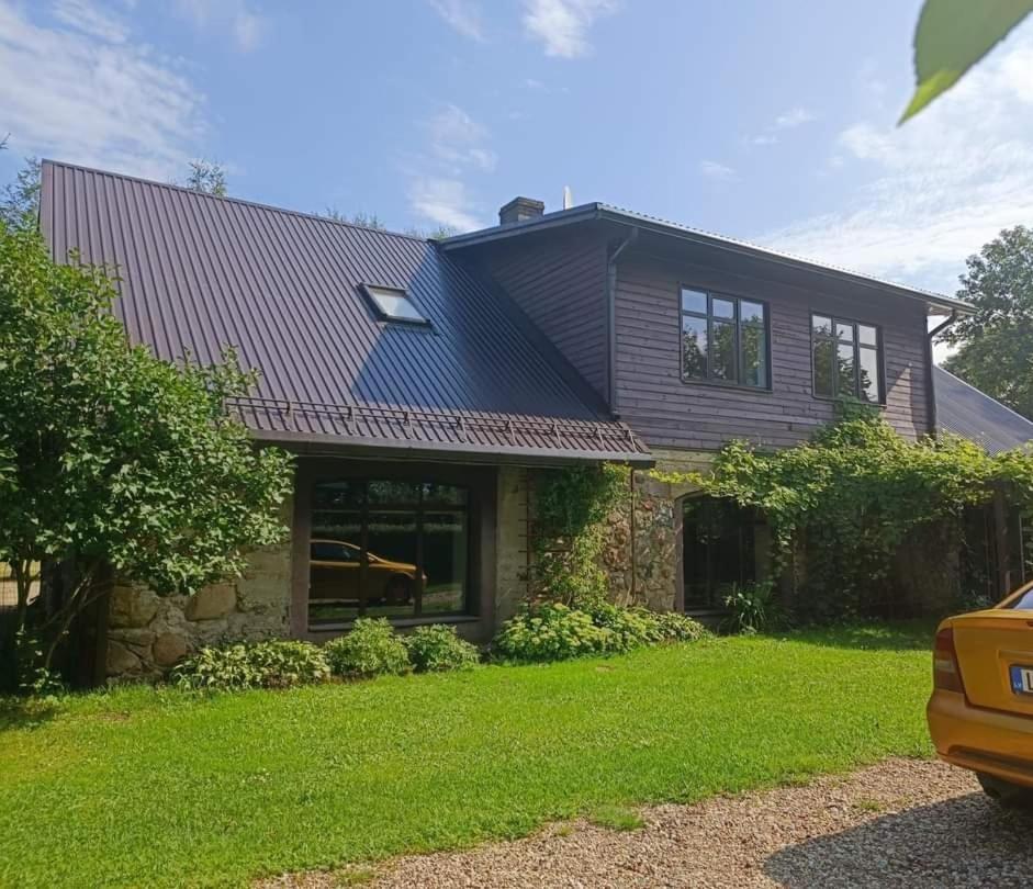 Seven-Bedroom House - Photo 20