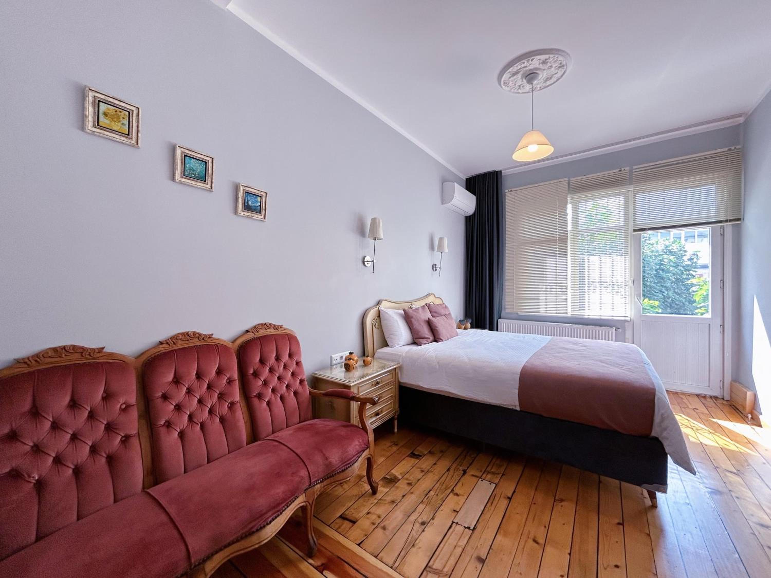 Apartment with Terrace photo 2