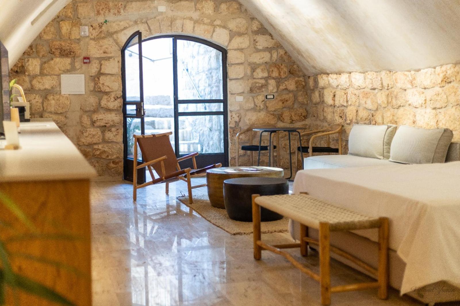 Suite photo 1