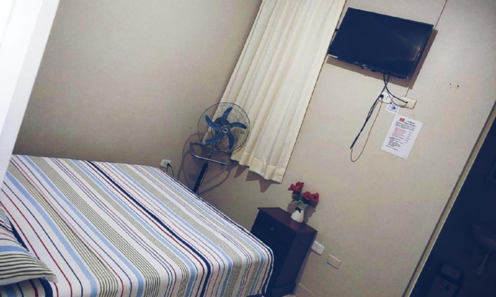 Small Single Room photo 2