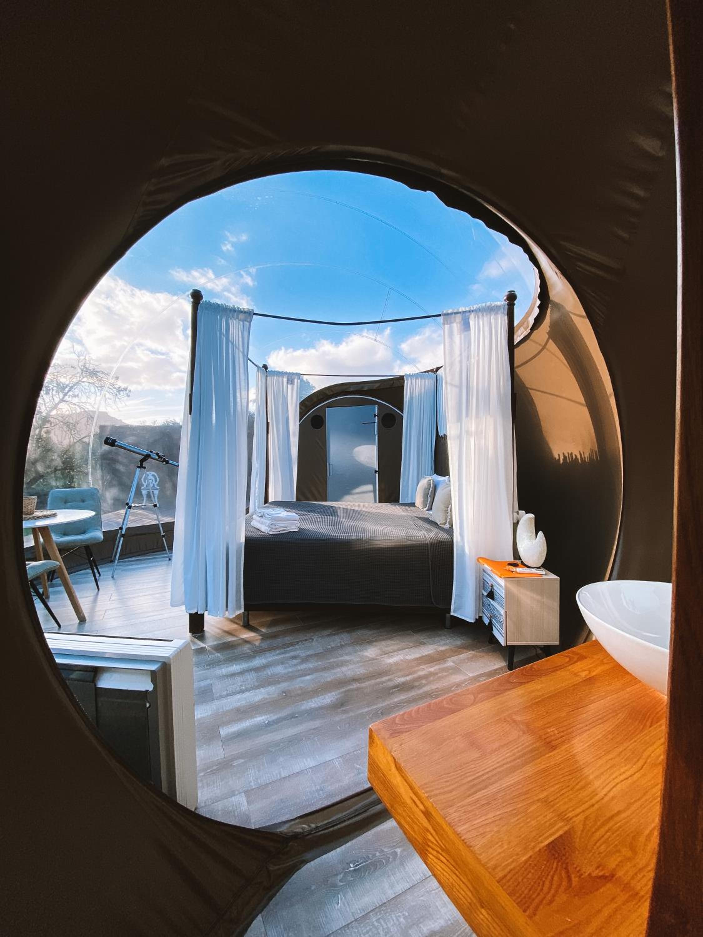 BUBBLE EXPERIENCE ANDROMEDA with external Jacuzzi photo 3