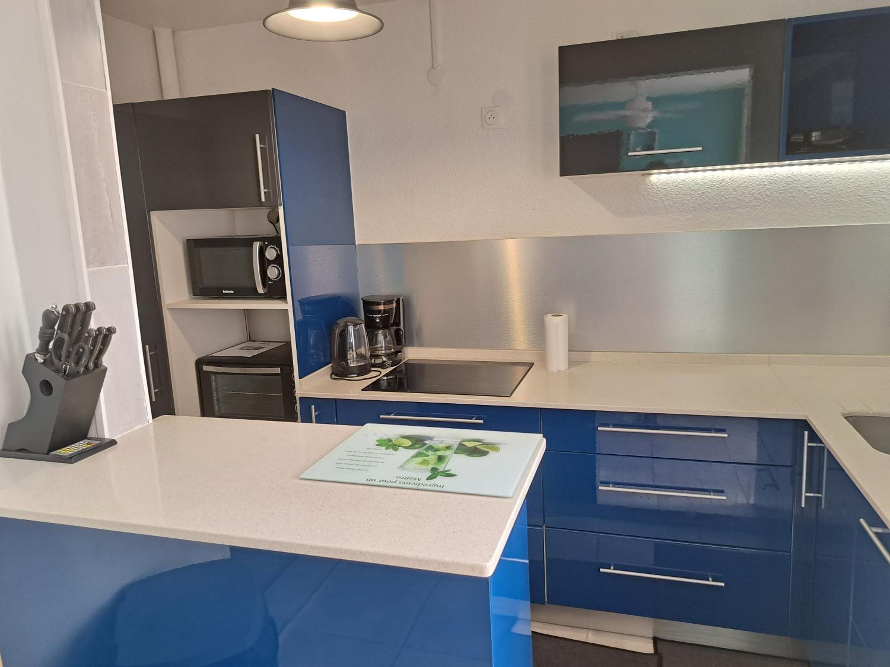 Two-Bedroom Apartment - Photo 14