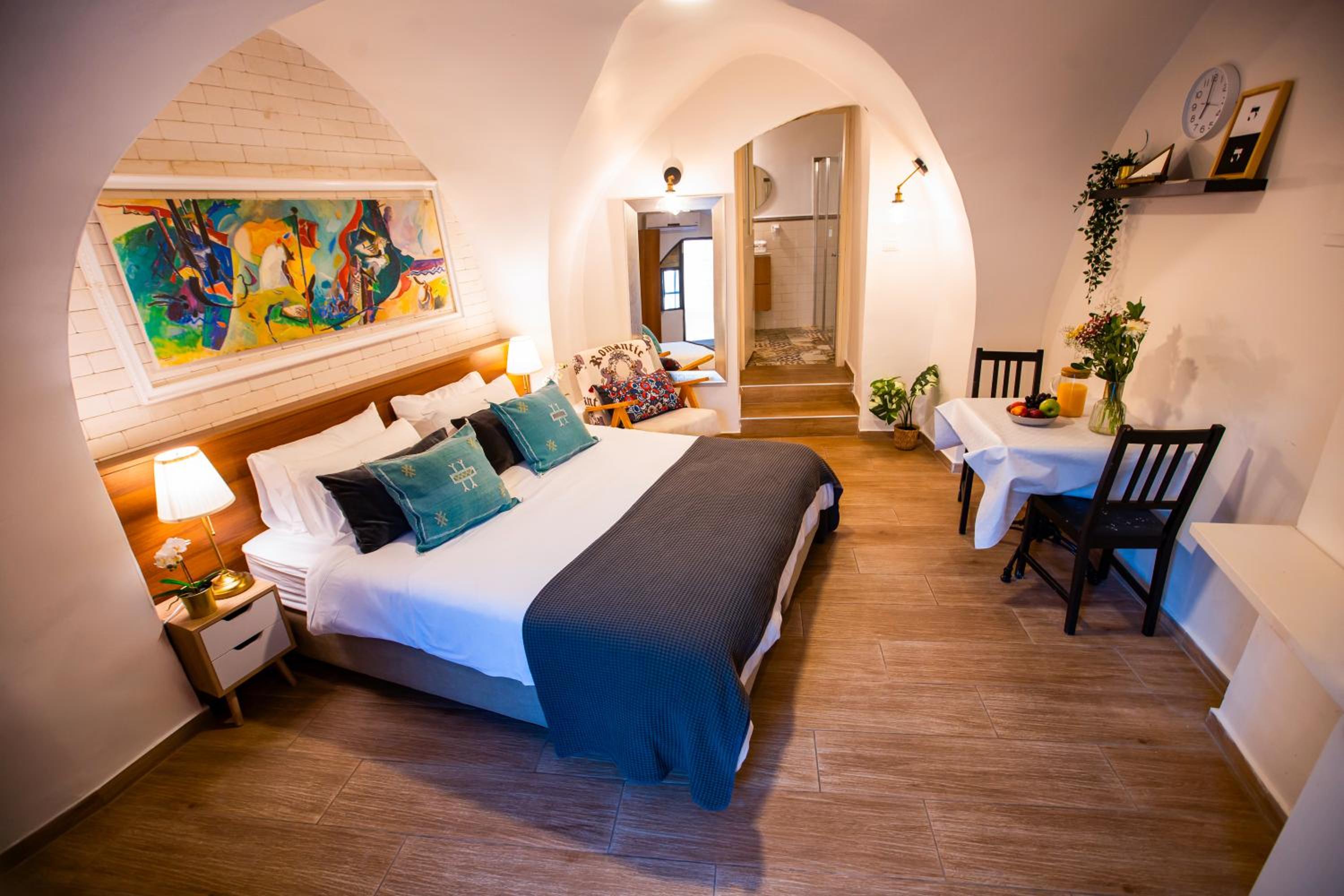 Double or Twin Room with Private Bathroom photo 1
