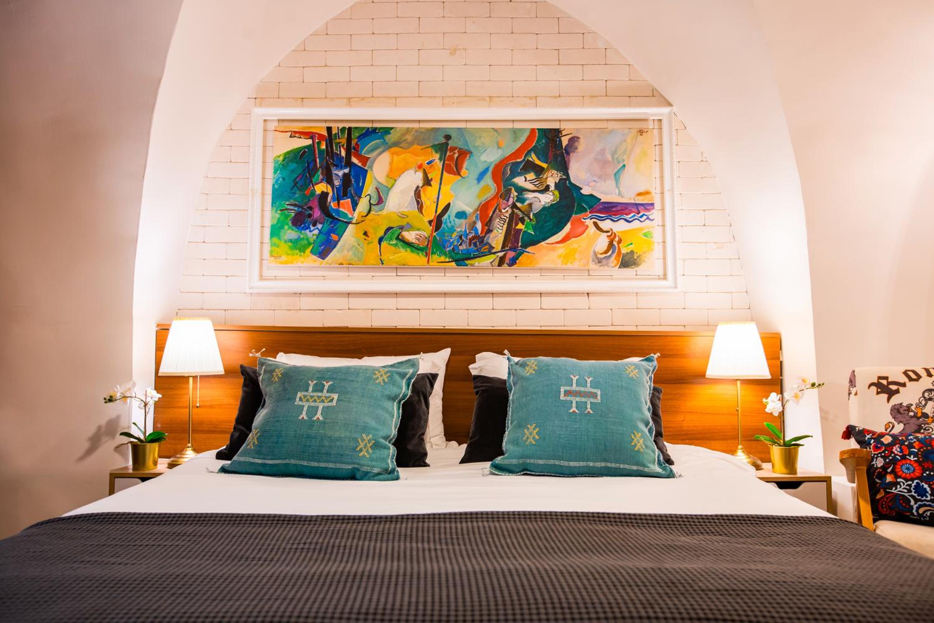 Double or Twin Room with Private Bathroom photo 3