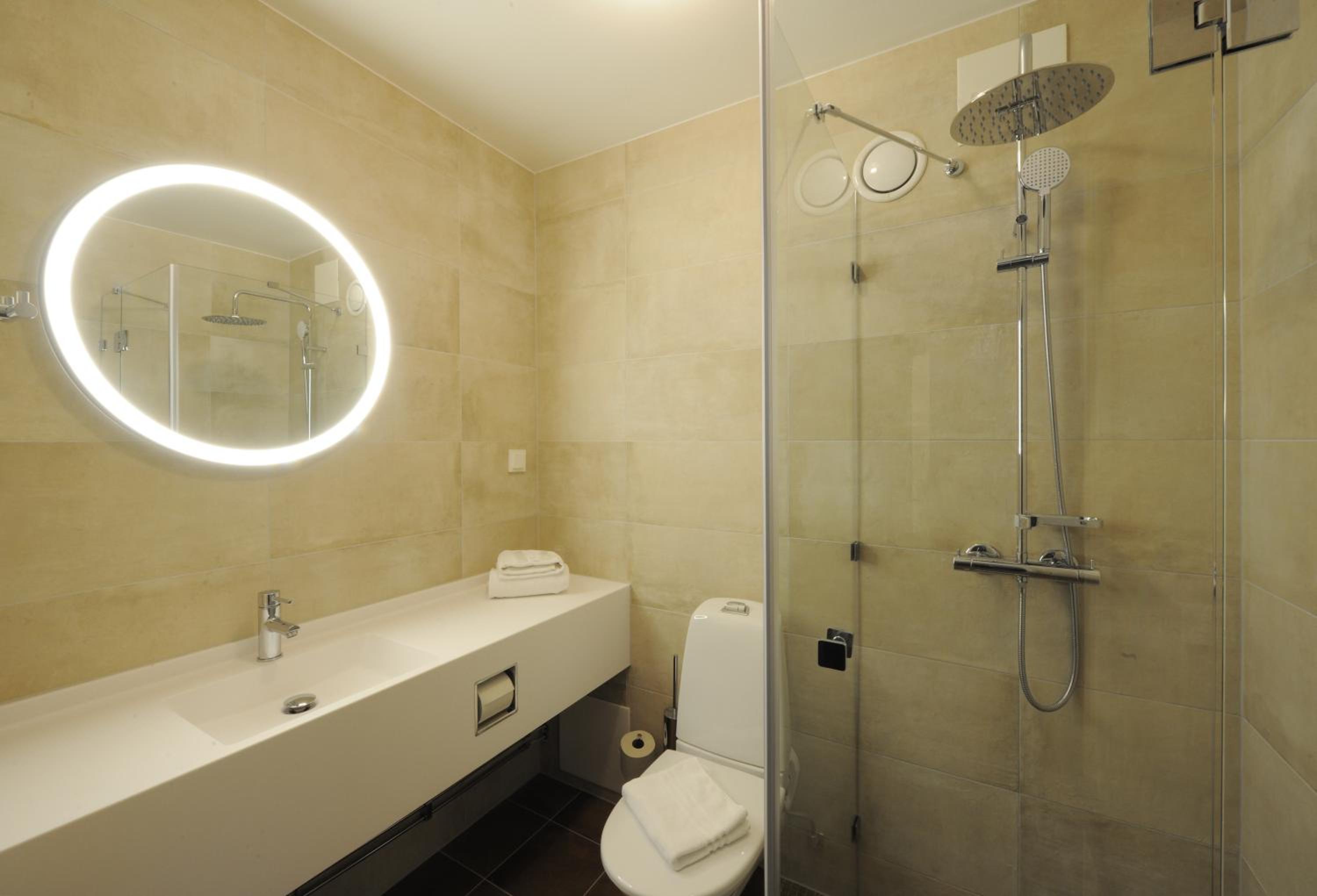 Standard Double Room - Photo 5