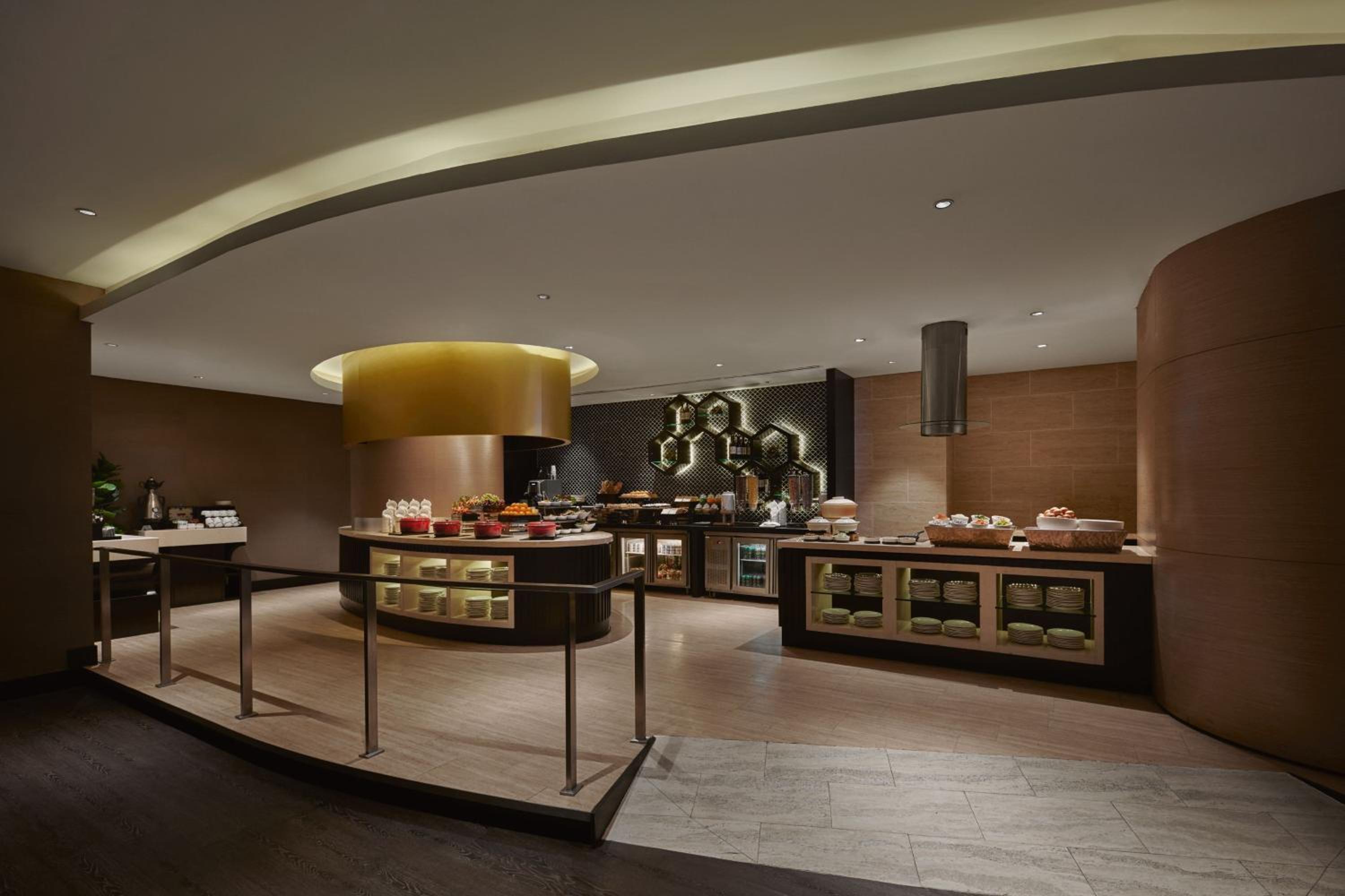 Club Executive King Room