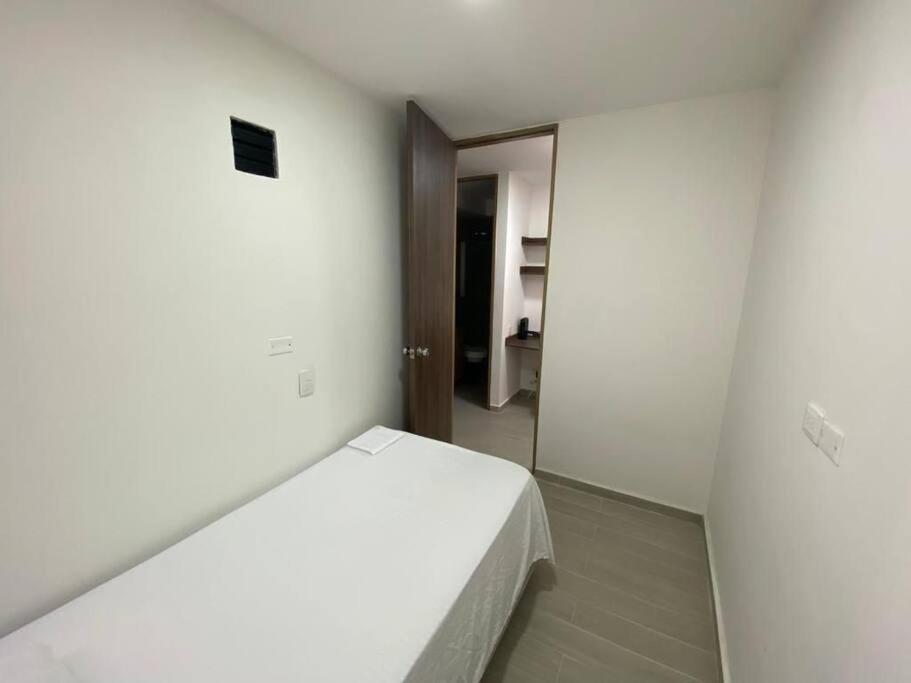 Three-Bedroom Apartment photo 2
