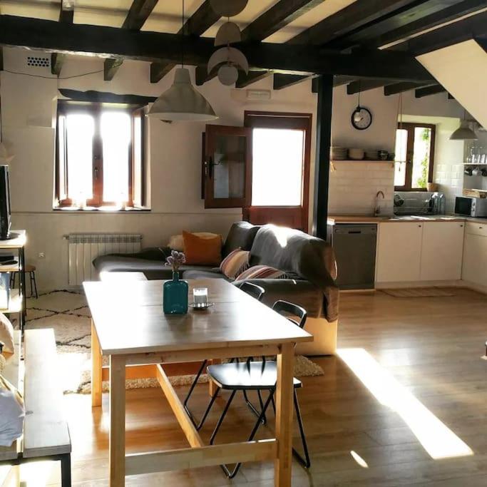 Casa de cuatro habitaciones